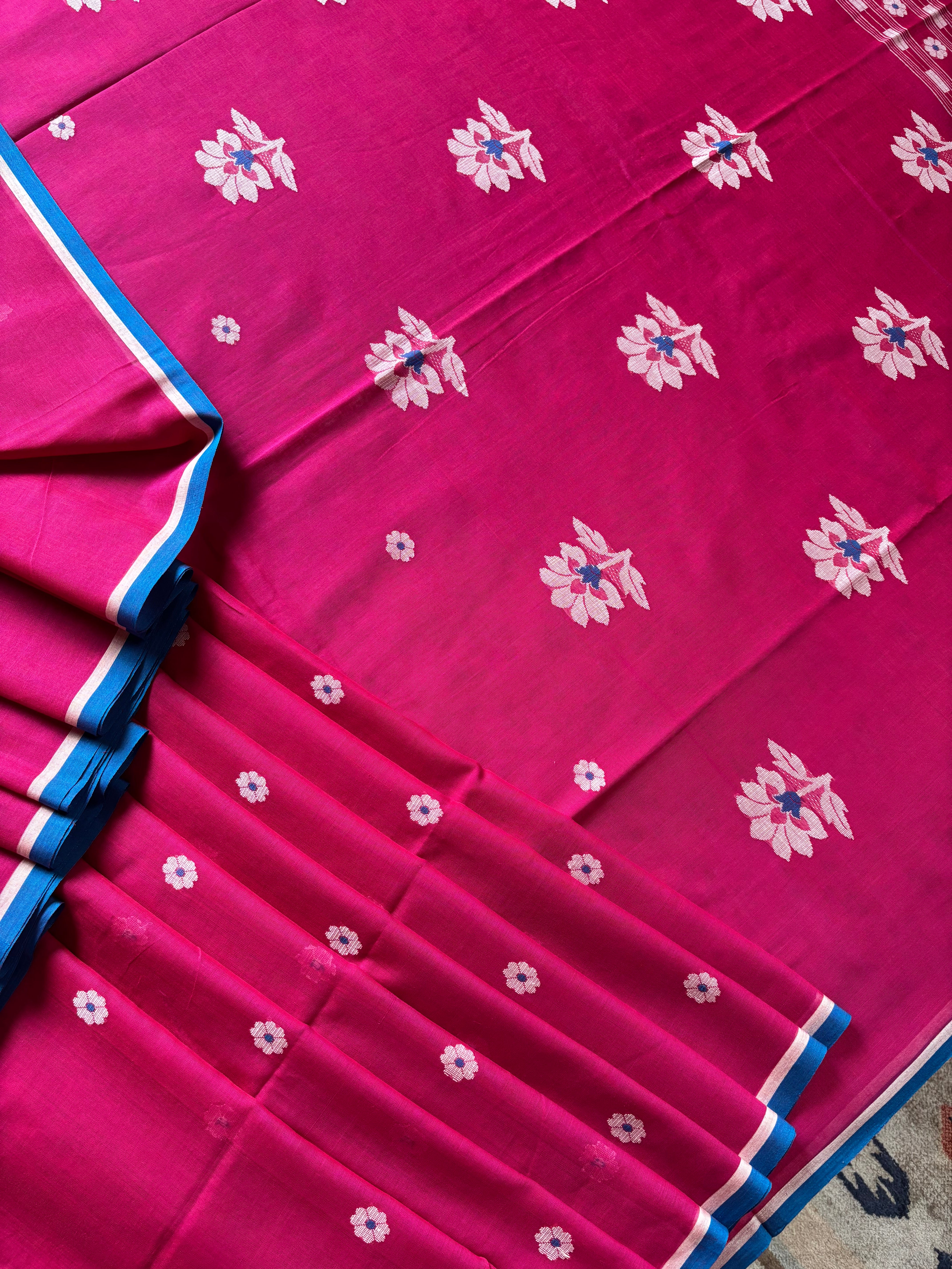 Handwoven Pink Red Dual Toned Cotton Jamdani Saree