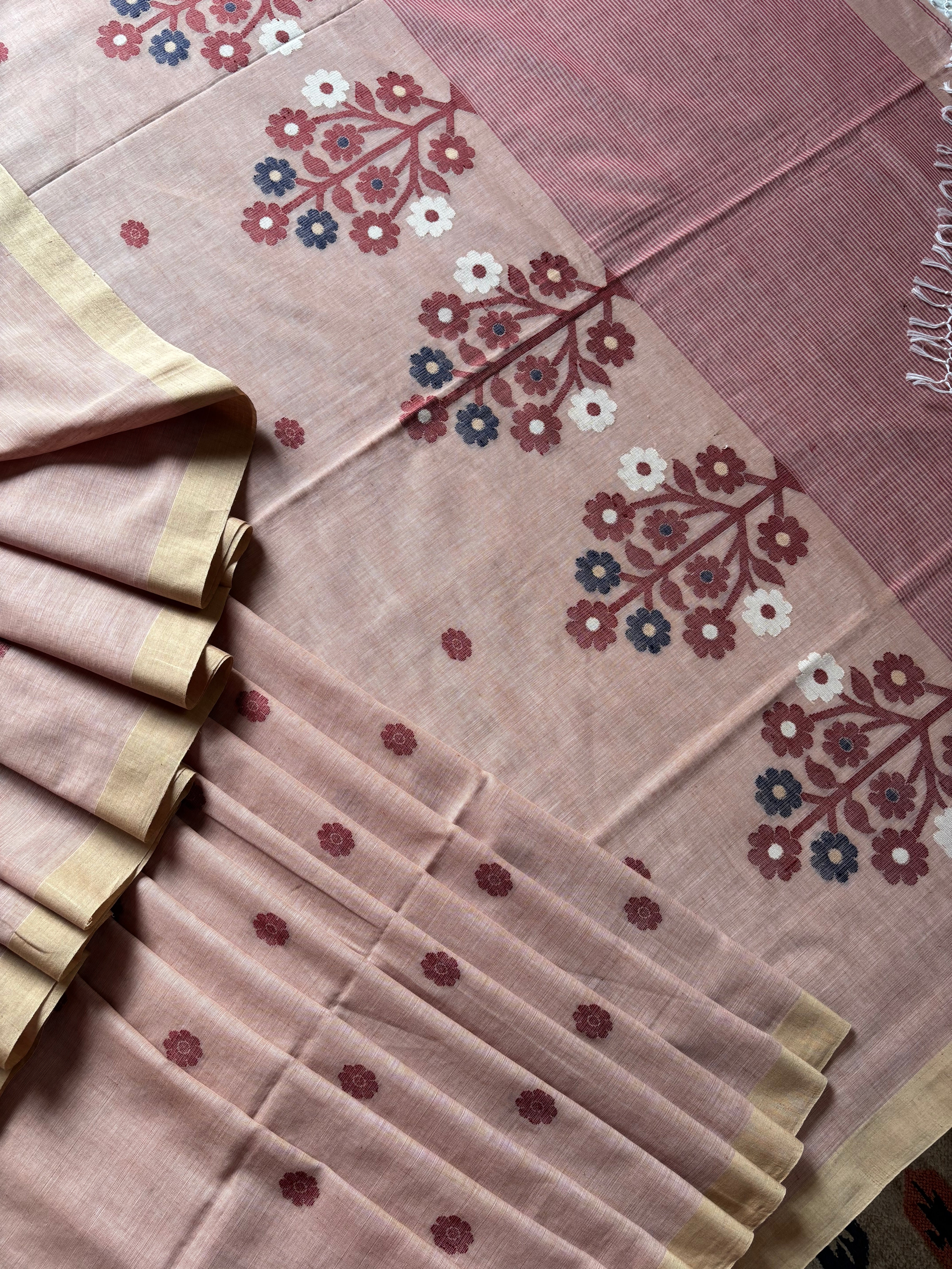 Handwoven Muted Peach Colour Cotton Jamdani Saree