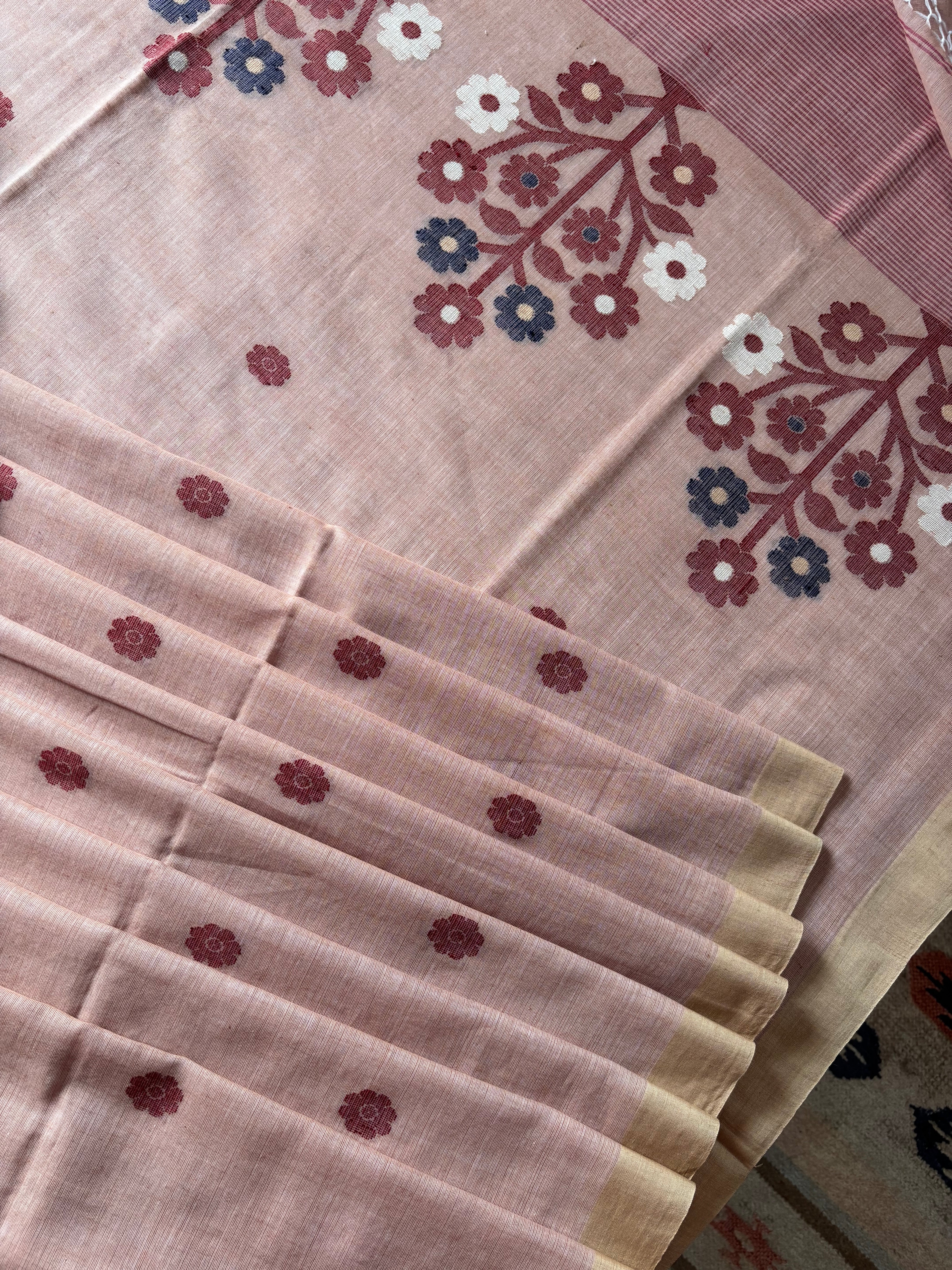 Handwoven Muted Peach Colour Cotton Jamdani Saree
