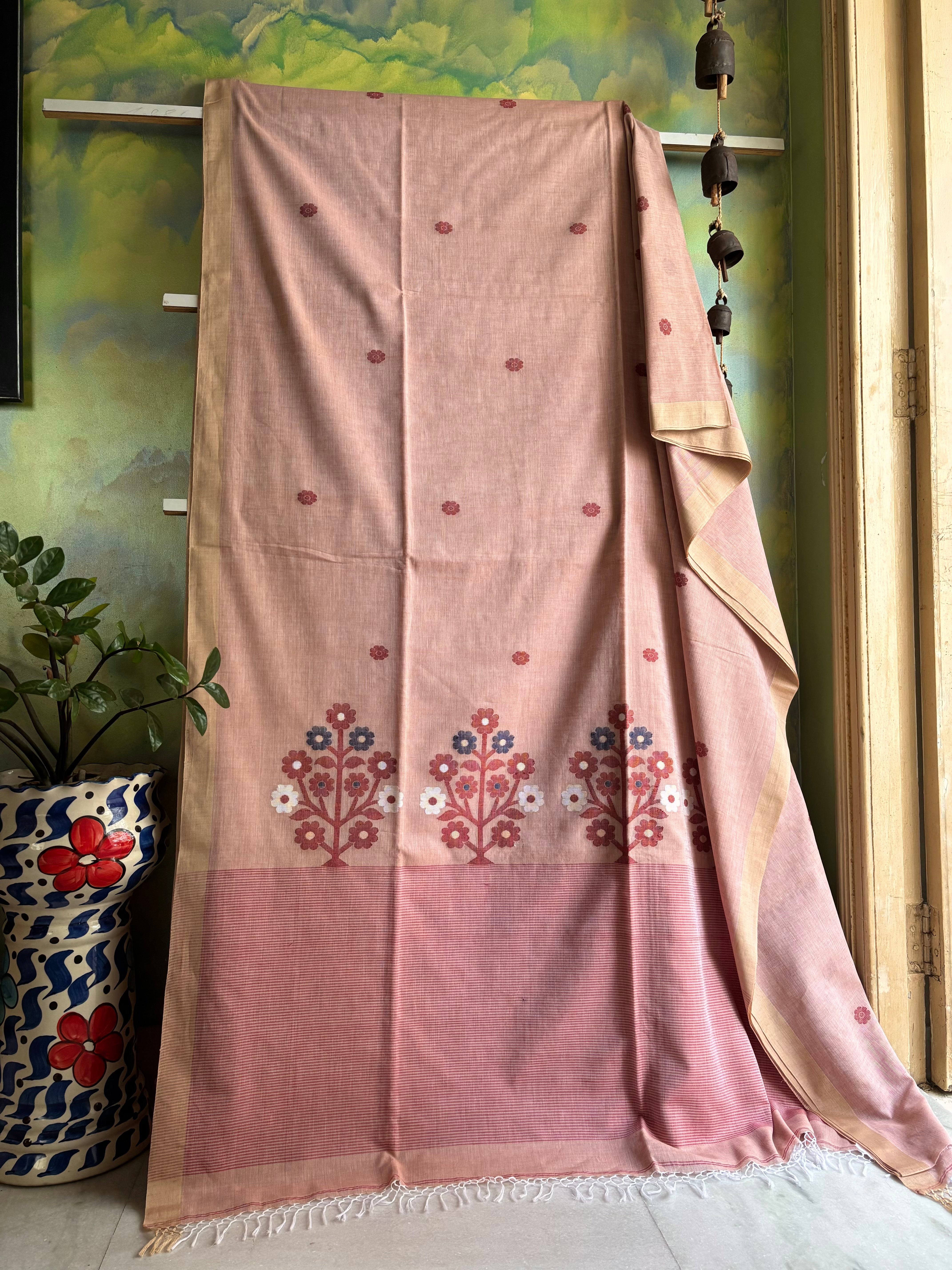 Handwoven Muted Peach Colour Cotton Jamdani Saree