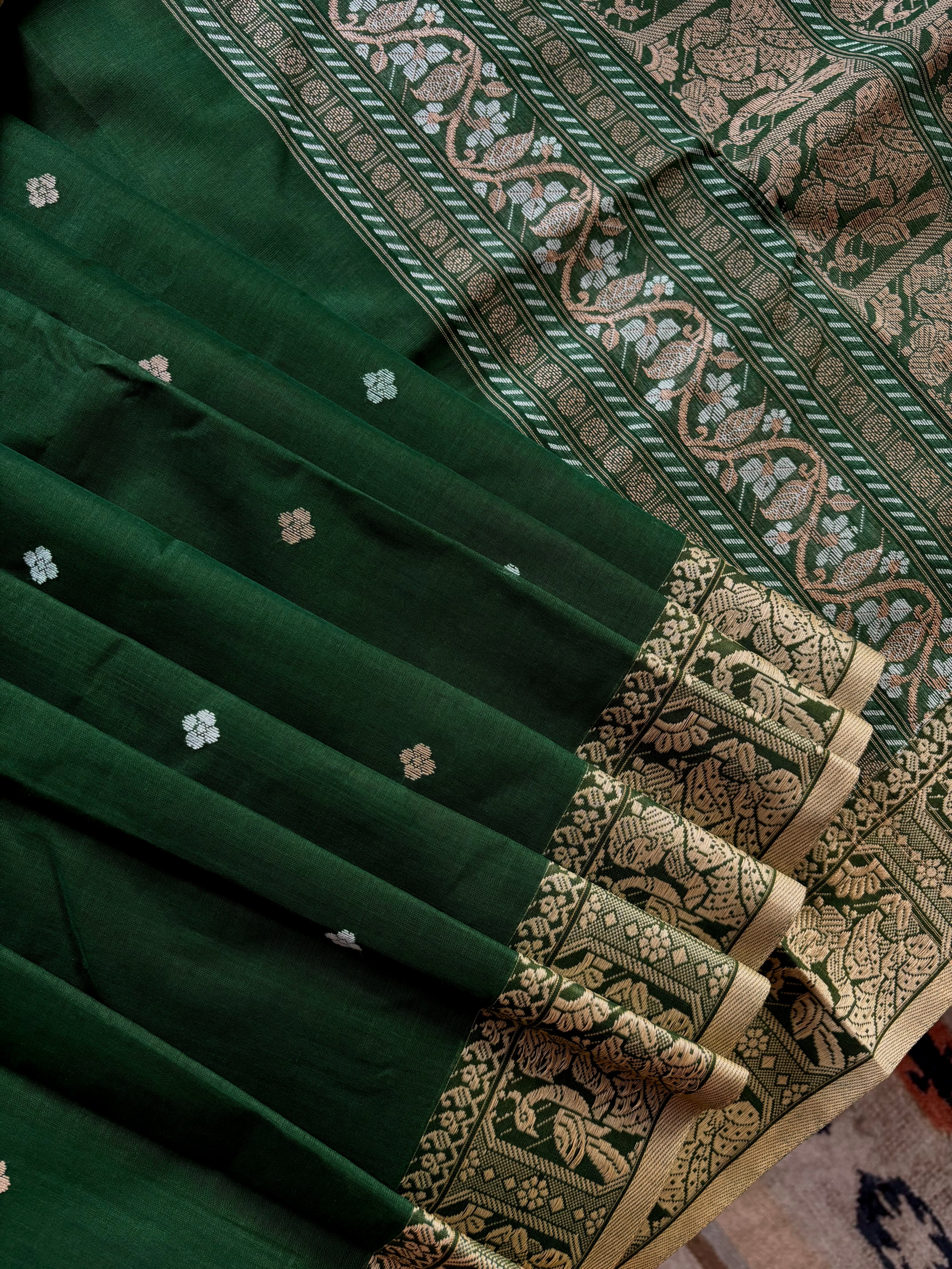 Handwoven Emerald Green Colour Cotton Baluchari Saree