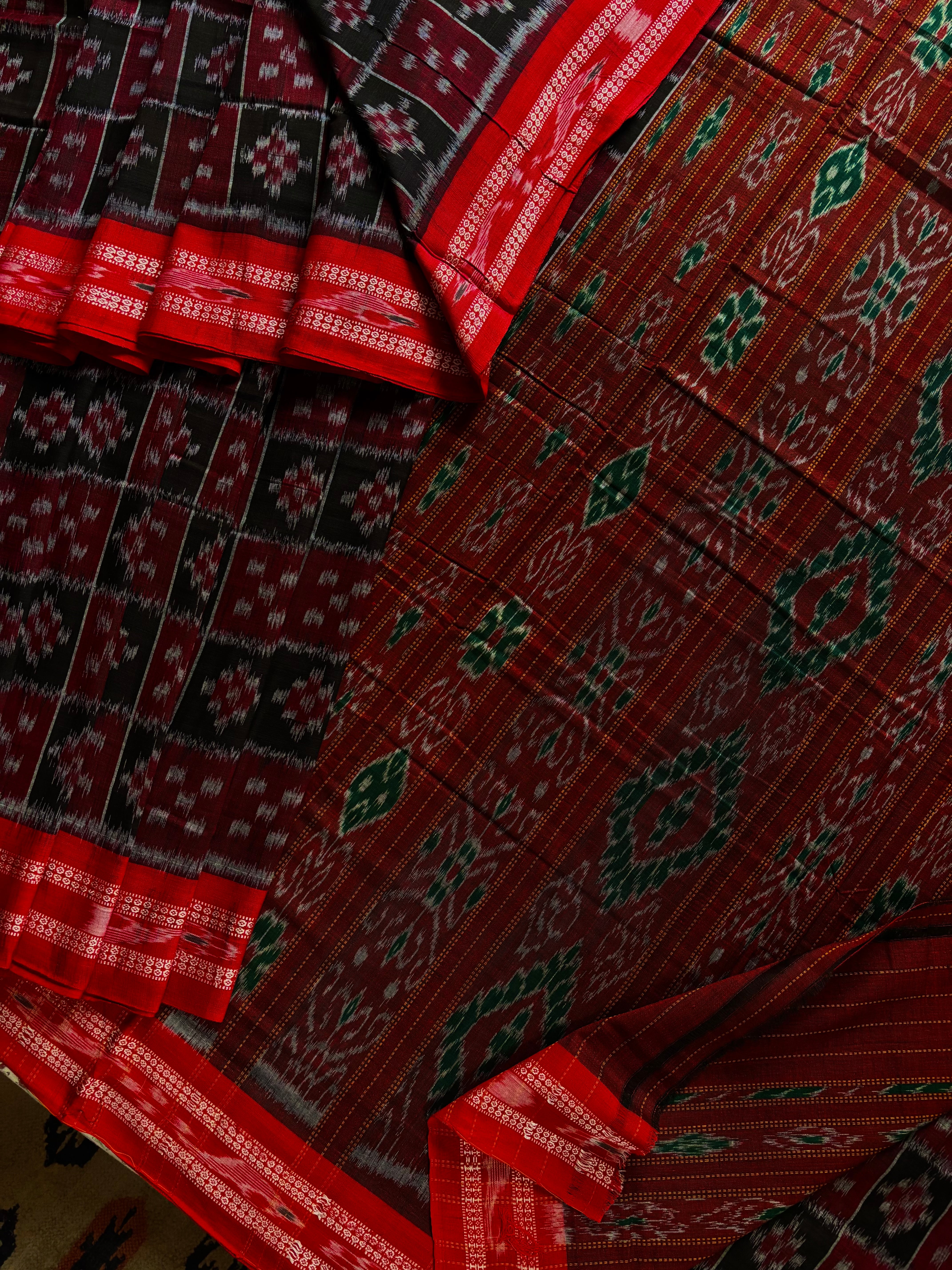 Handwoven Black Maroon Odisha Ikkat Cotton Pasapalli Saree