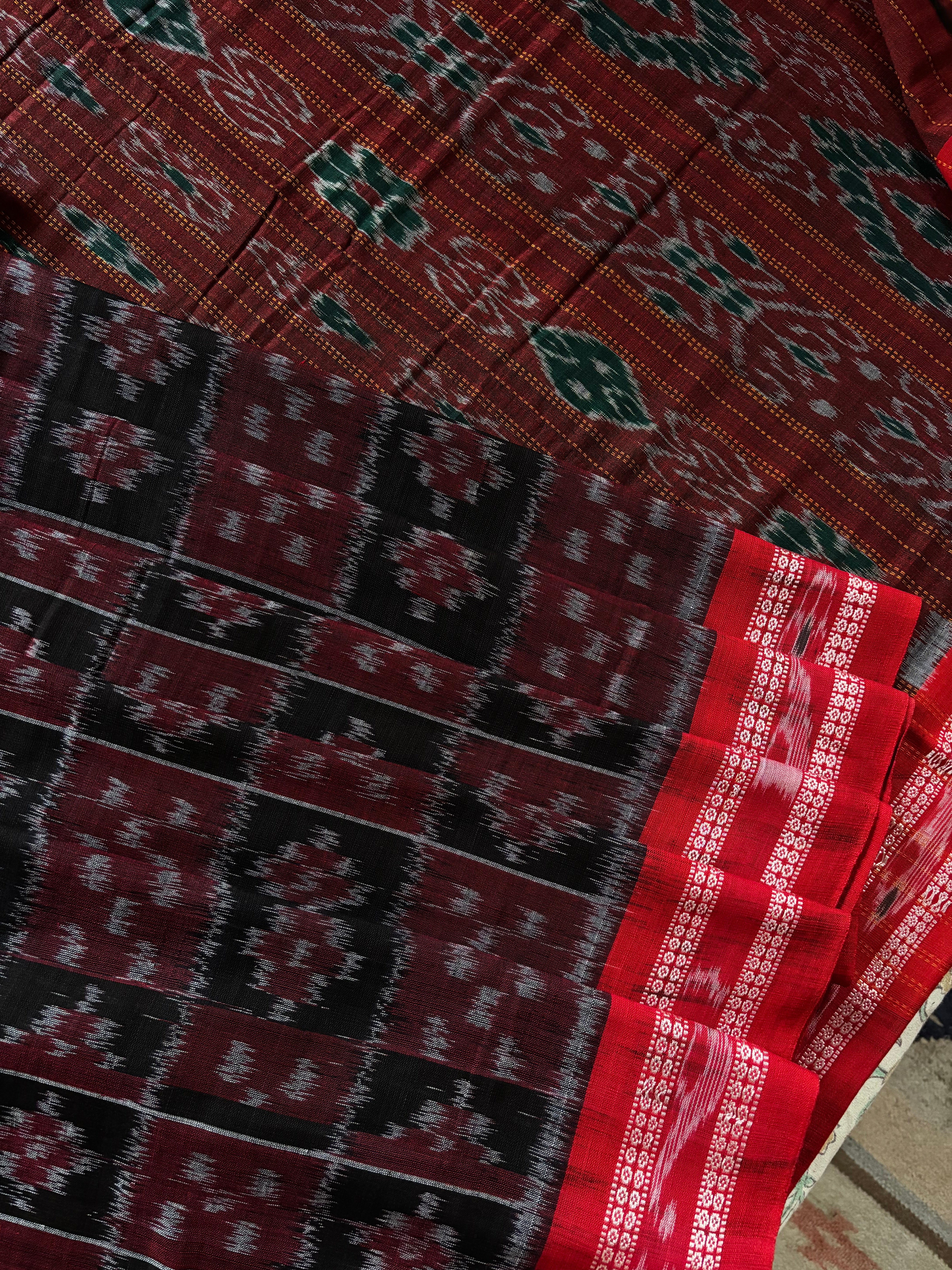 Handwoven Black Maroon Odisha Ikkat Cotton Pasapalli Saree