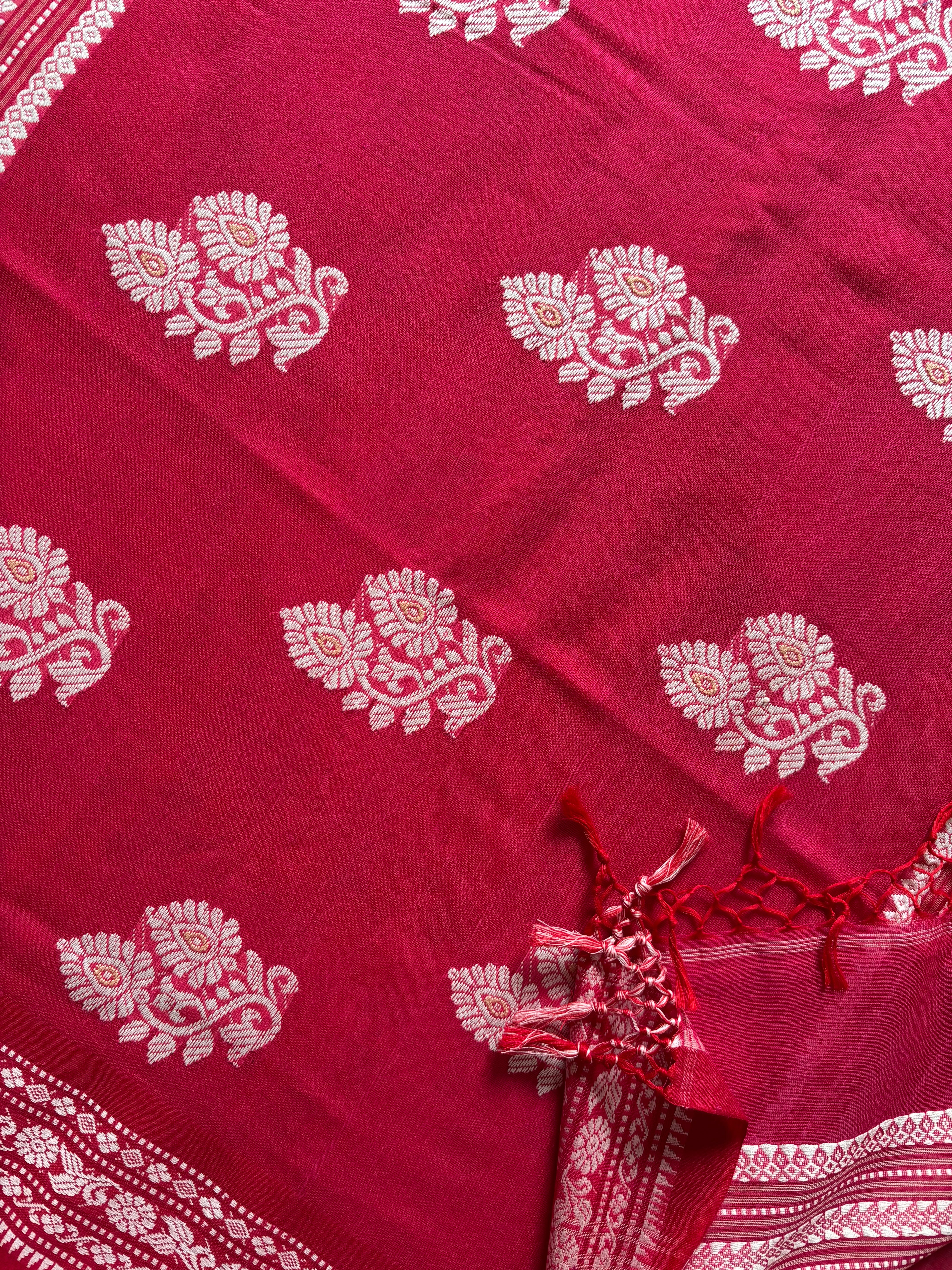 Handwoven Pink Red Dual Toned Phulia Cotton Saree