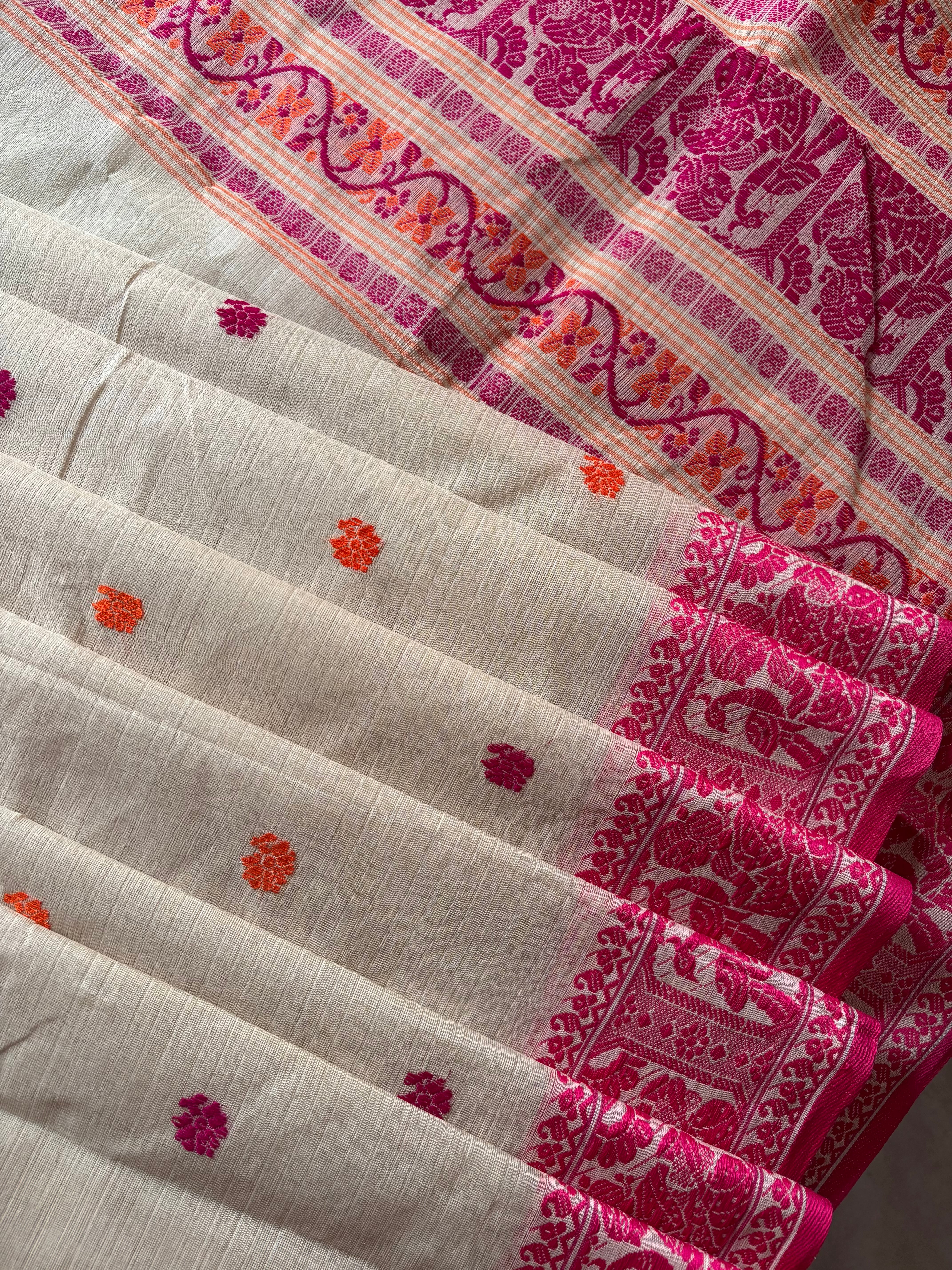 Handwoven Beige Colour Cotton Baluchari Saree