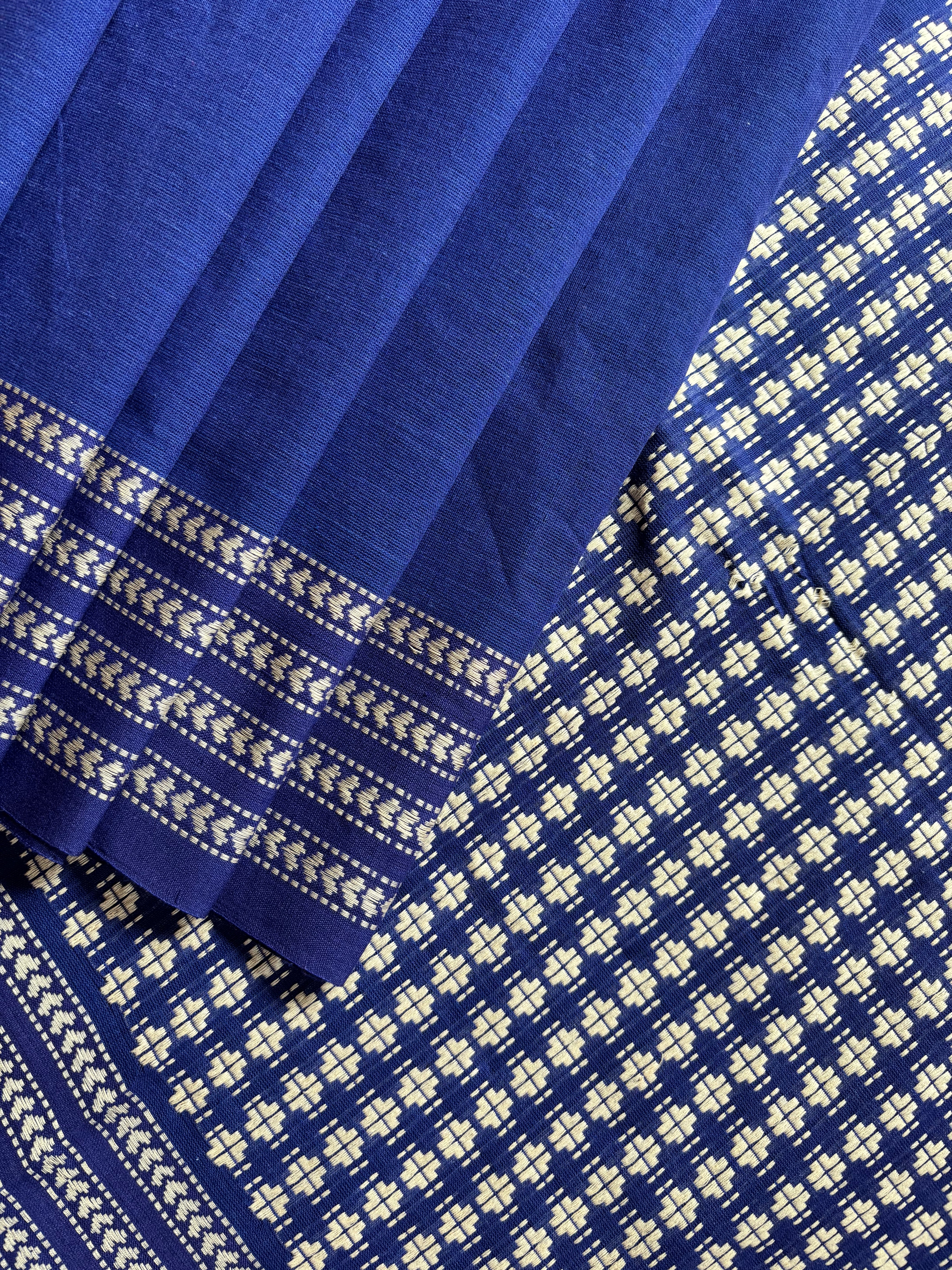Handwoven Blue White Begampuri Cotton Saree
