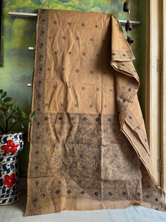 Handmade Beige Black Cotton Kantha saree
