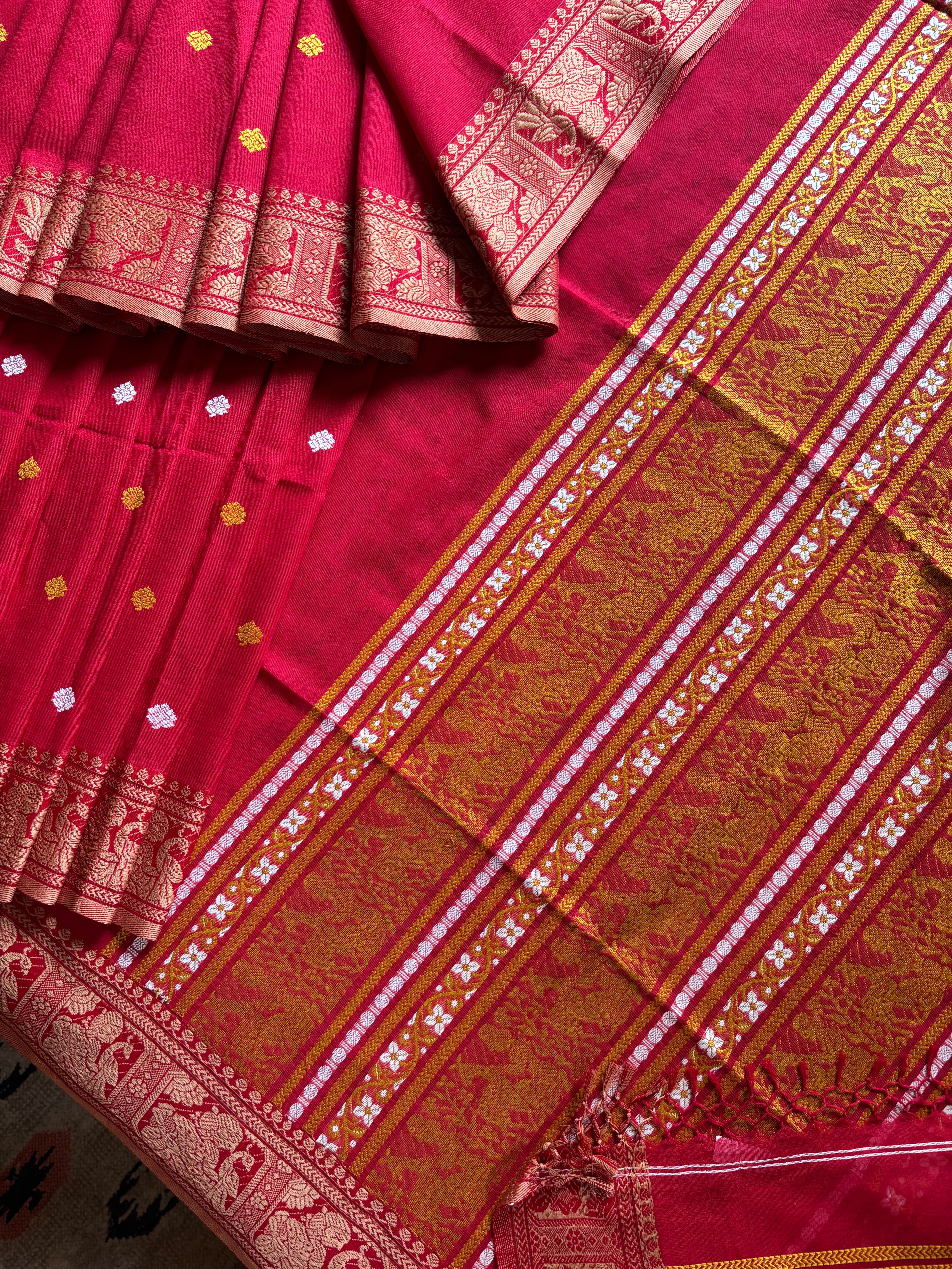 Handwoven Milky Red Cotton Baluchari Saree
