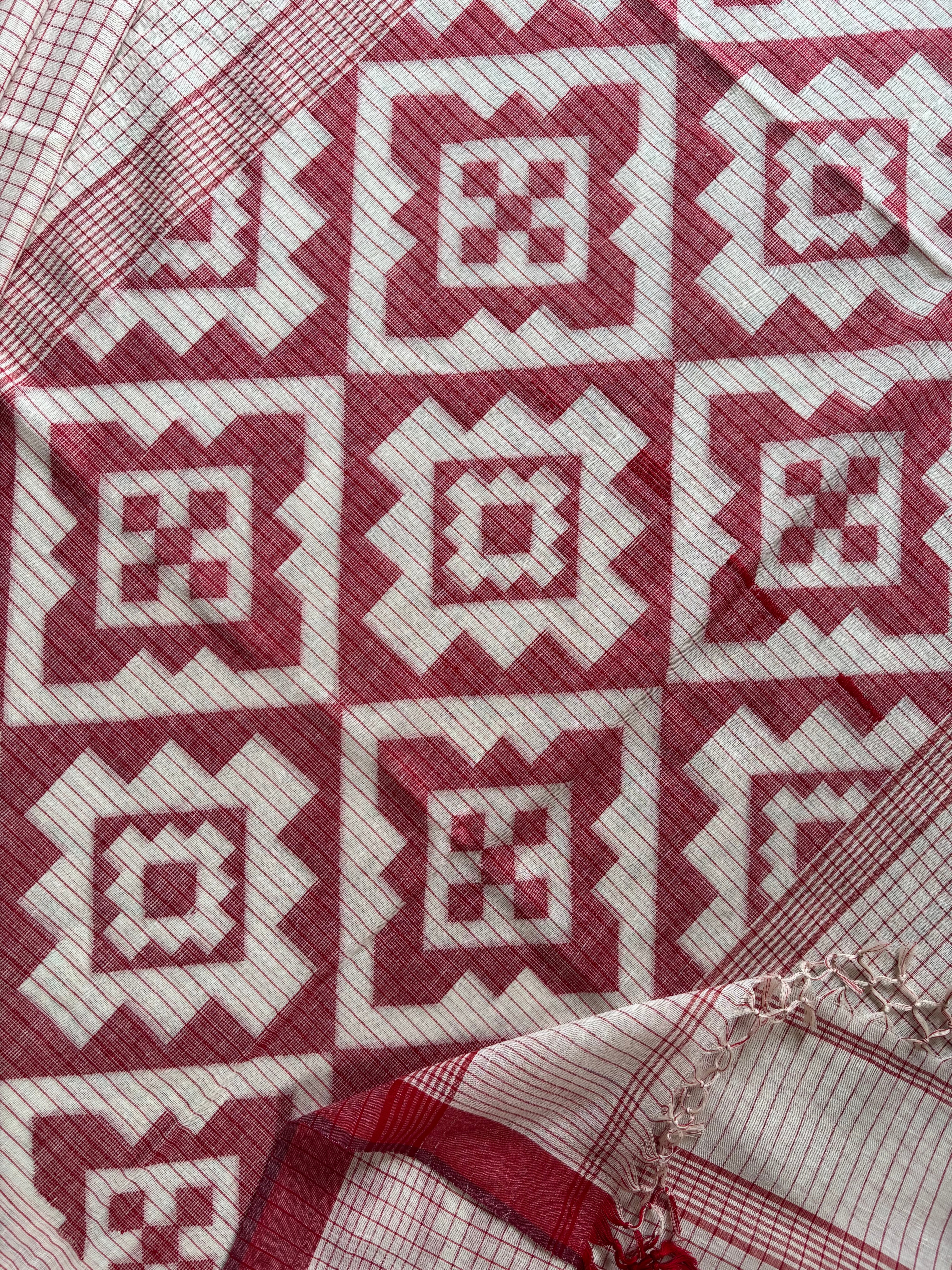 Handwoven White Red Cotton Jamdani Saree