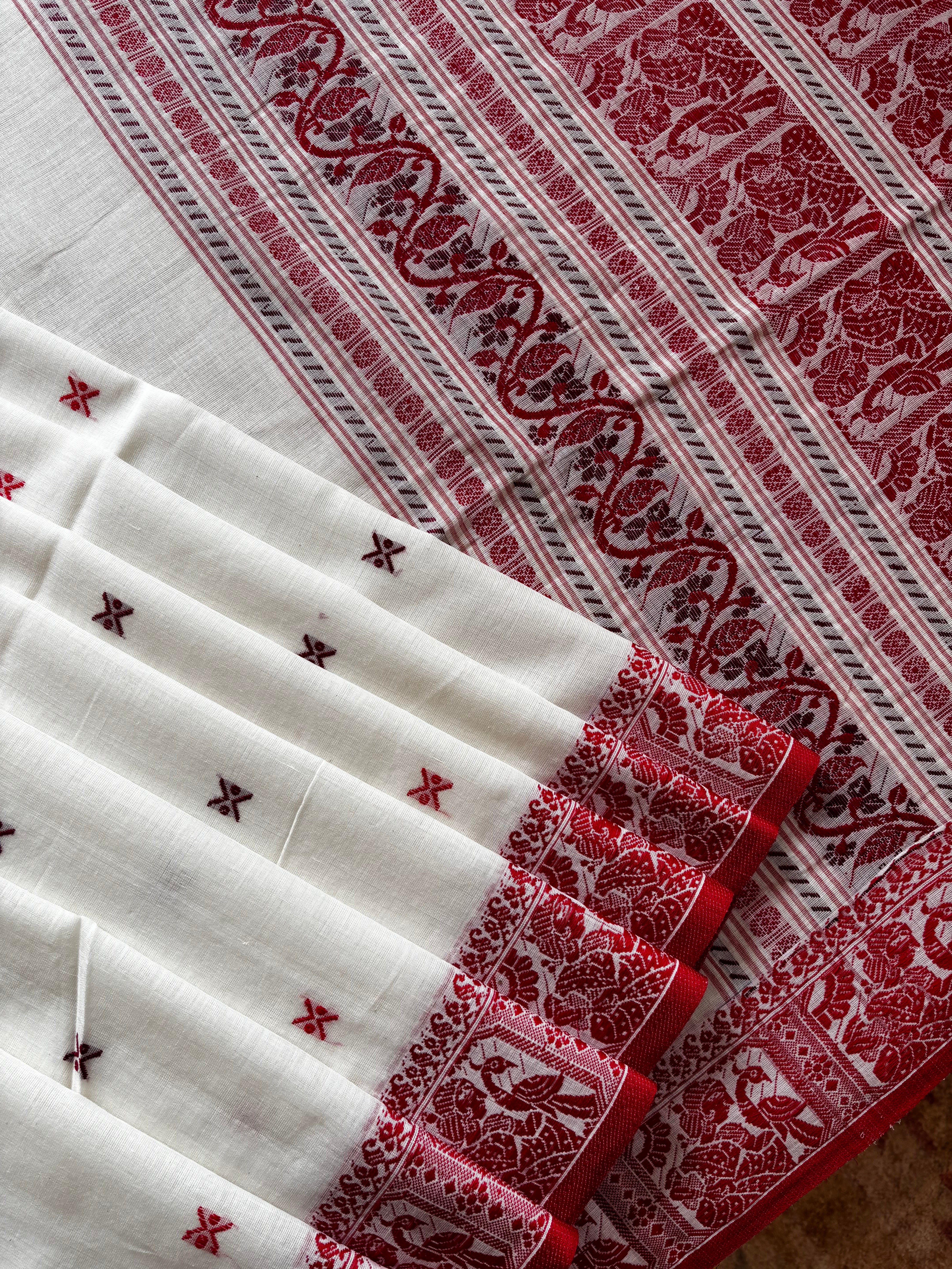 Handwoven White Red Pure Cotton Baluchari Saree