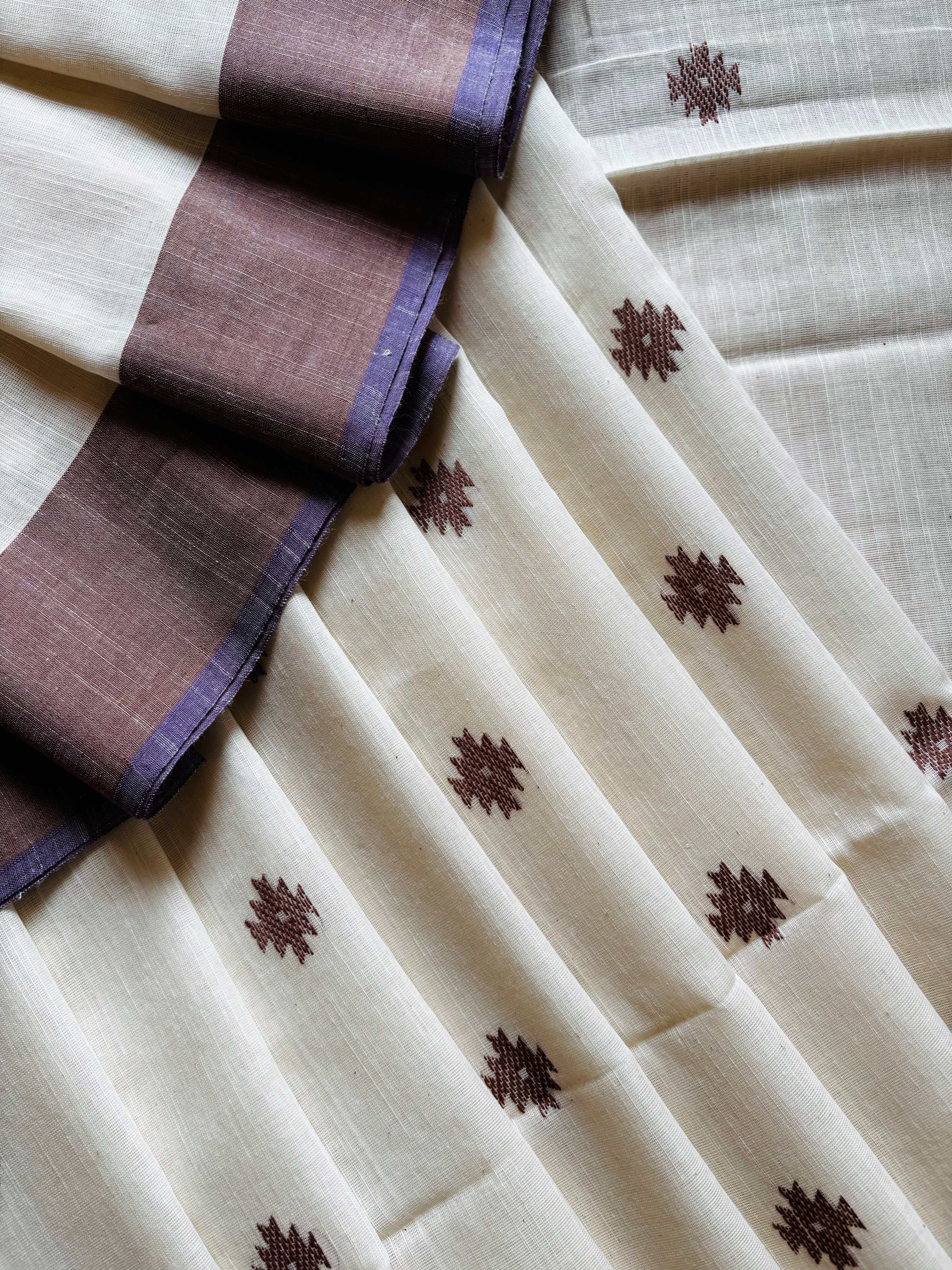 Handwoven Ivory Colour Pure Cotton Baluchari Saree
