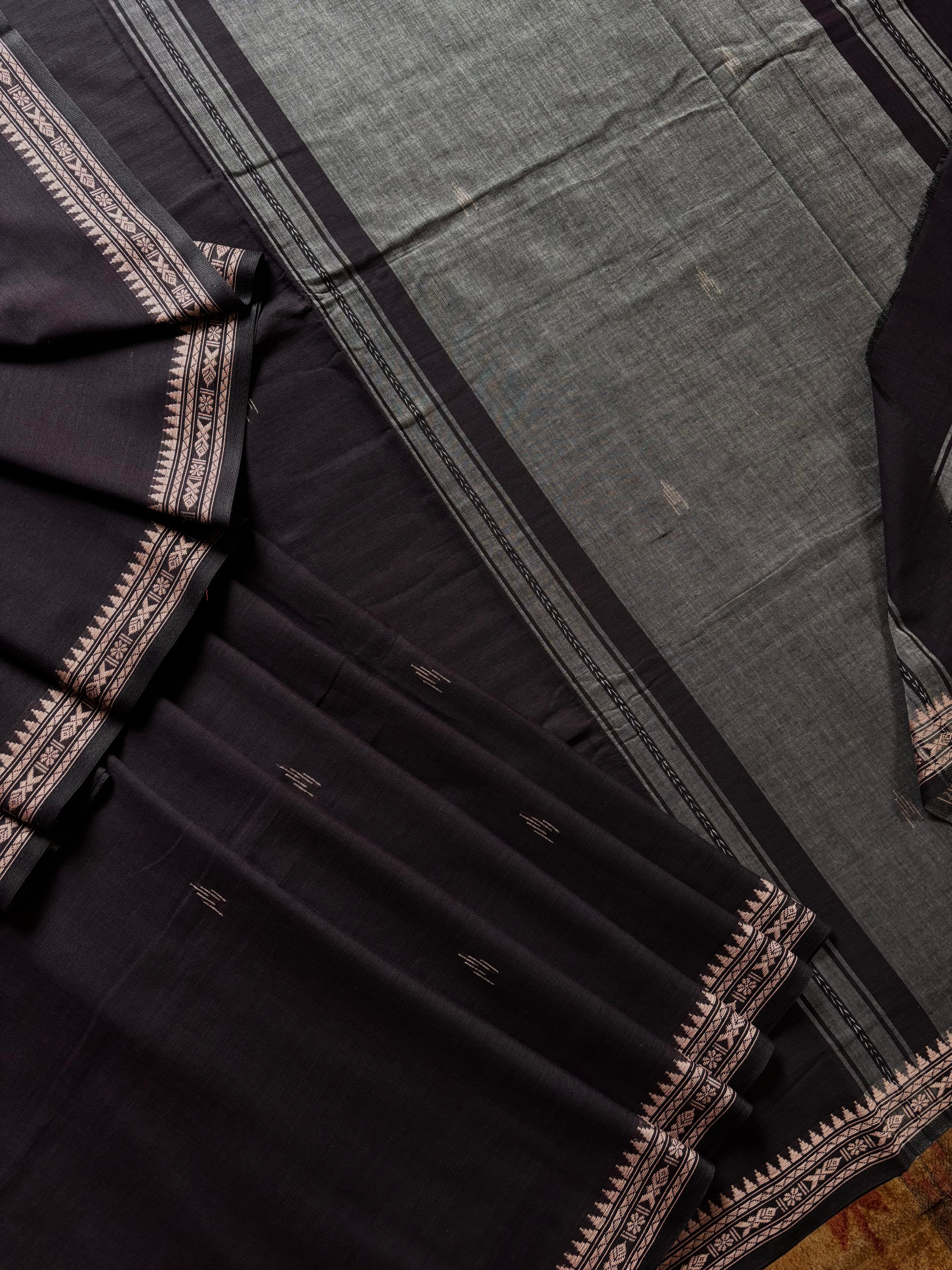 Handwoven Dark Plum Colour Dhonekhali Cotton Saree