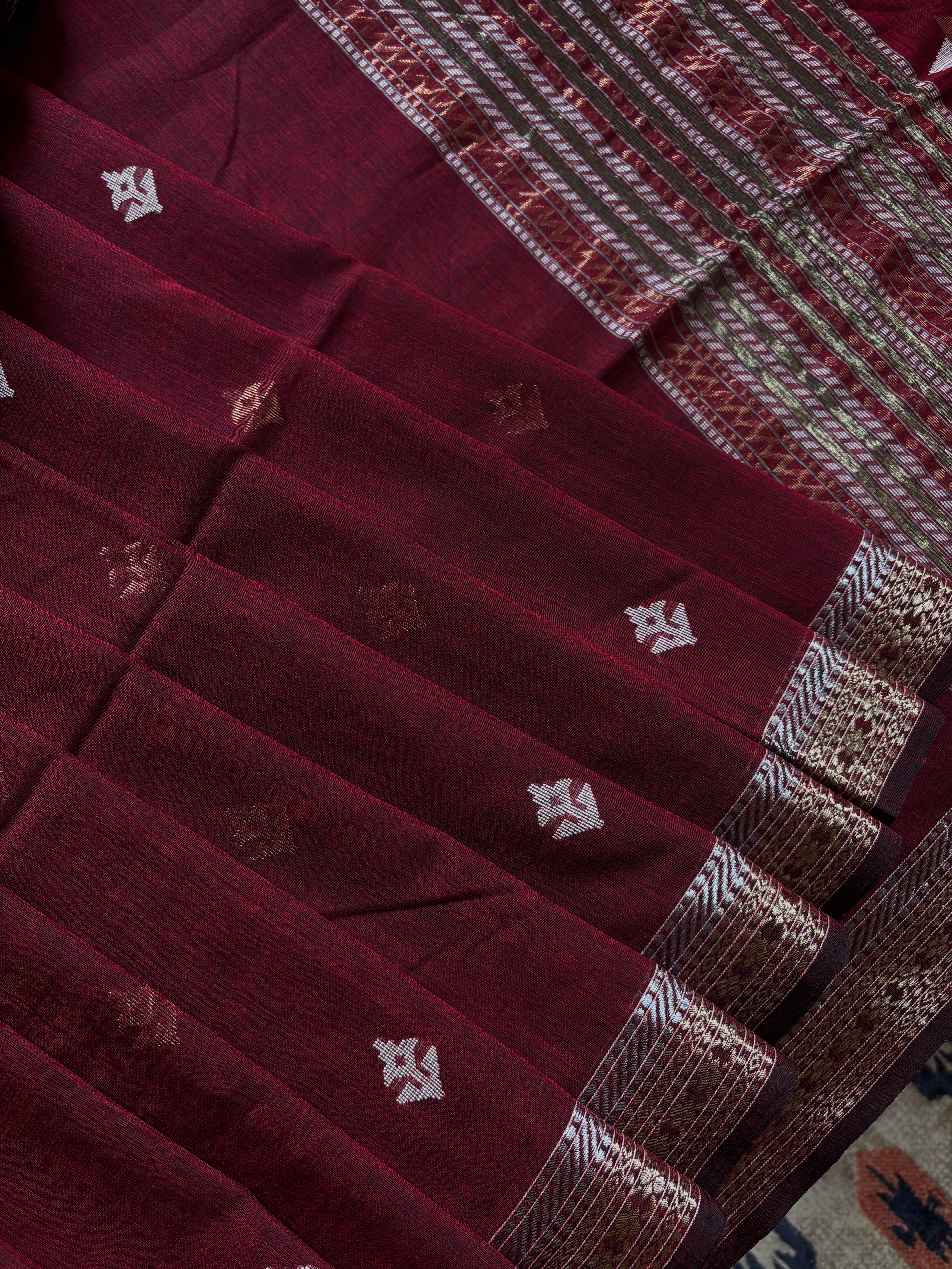 Handwoven Maroon Zari Cotton Jamdani Saree