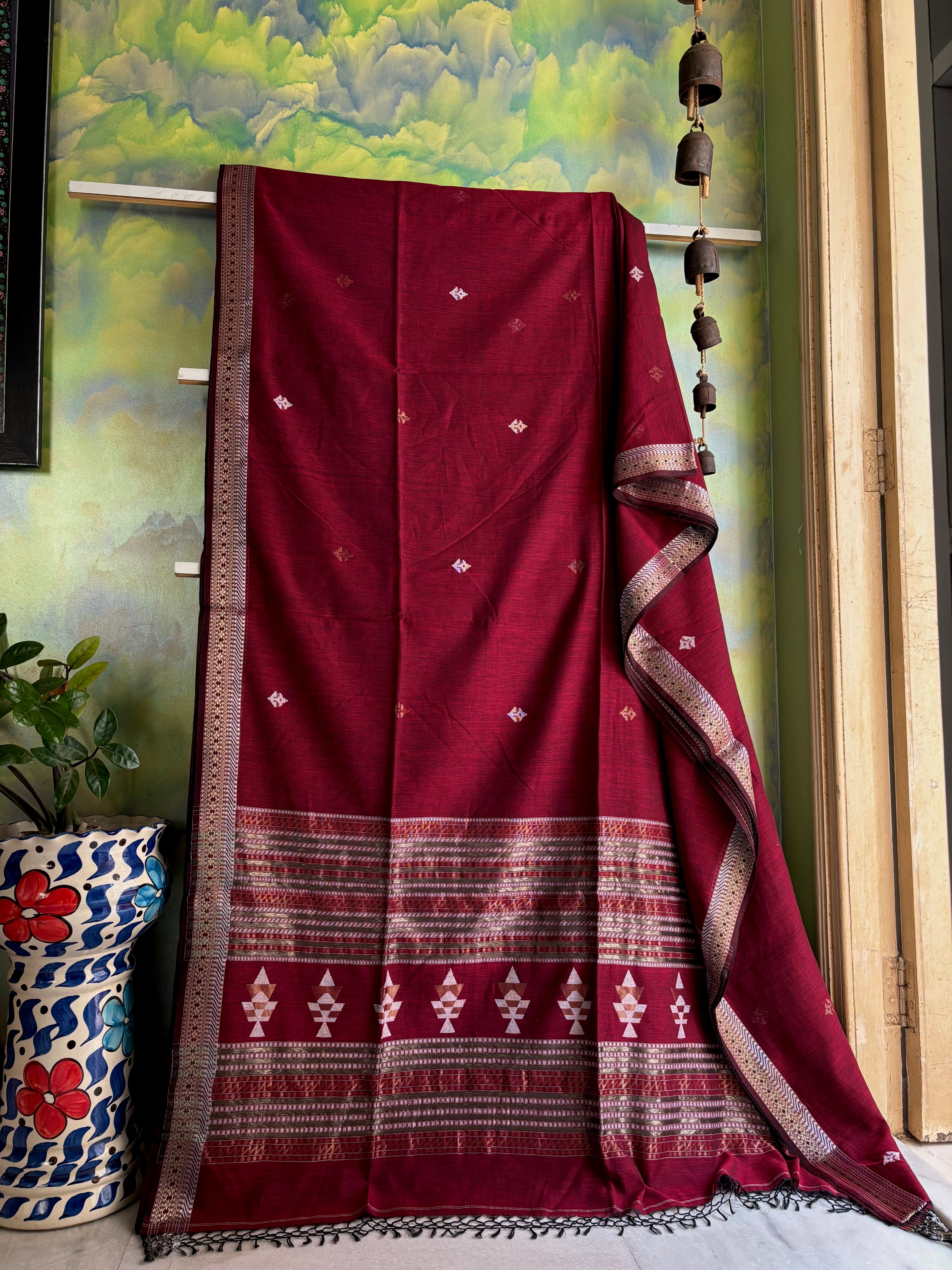 Handwoven Maroon Zari Cotton Jamdani Saree