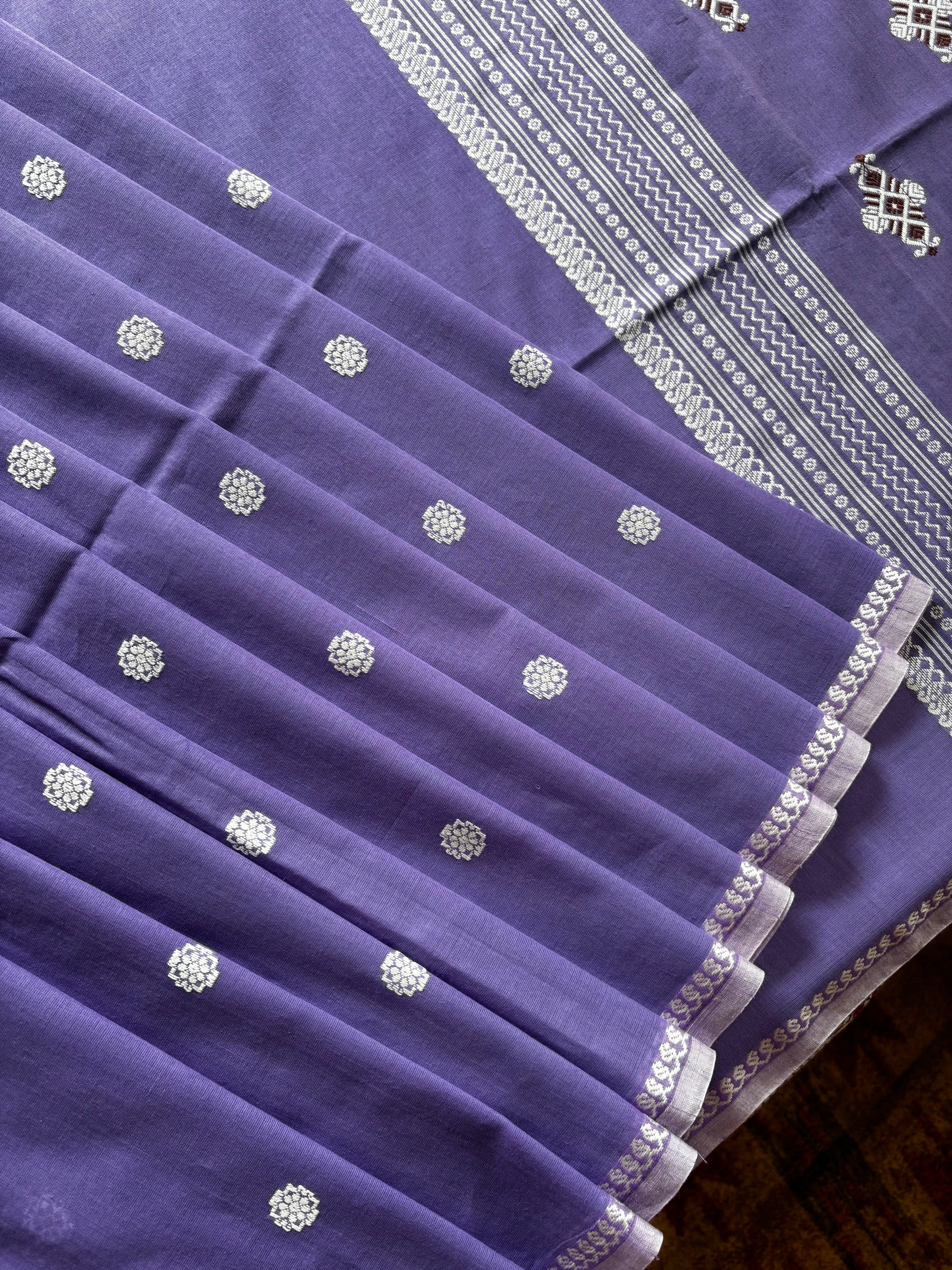 Handwoven Lavender Colour Phulia Cotton Saree