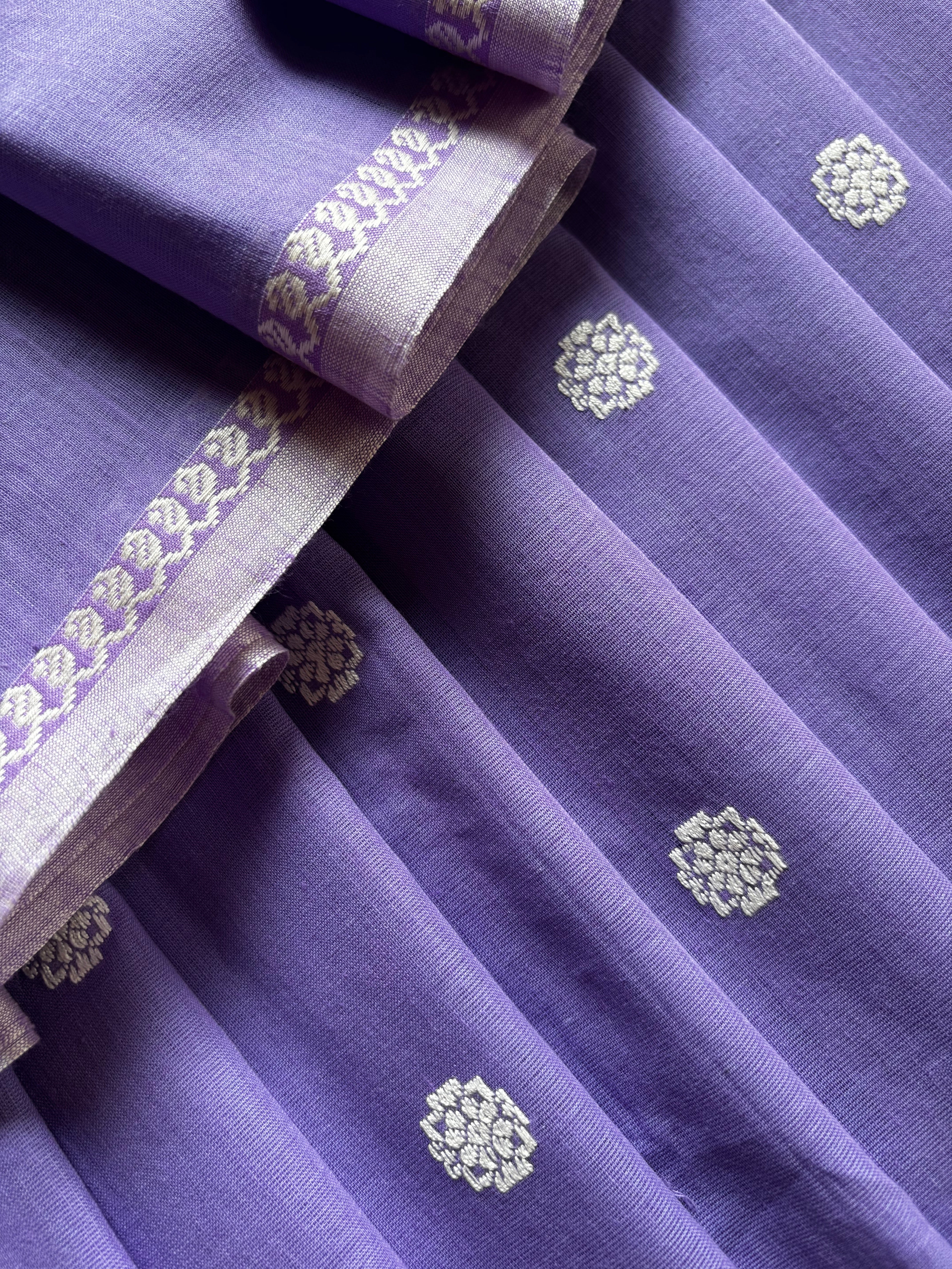 Handwoven Lavender Colour Phulia Cotton Saree