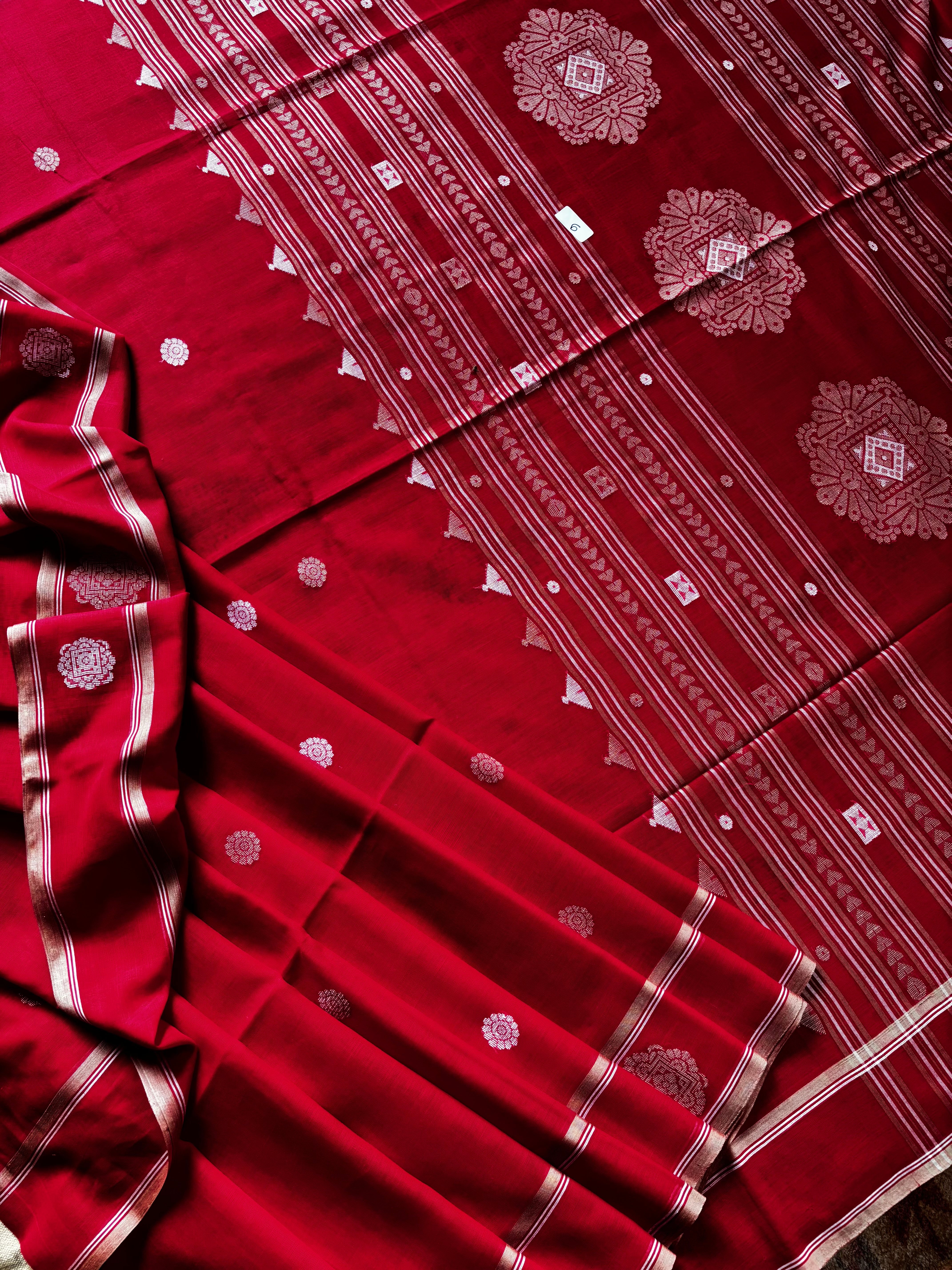 Handwoven Red Colour Cotton Jamdani Saree