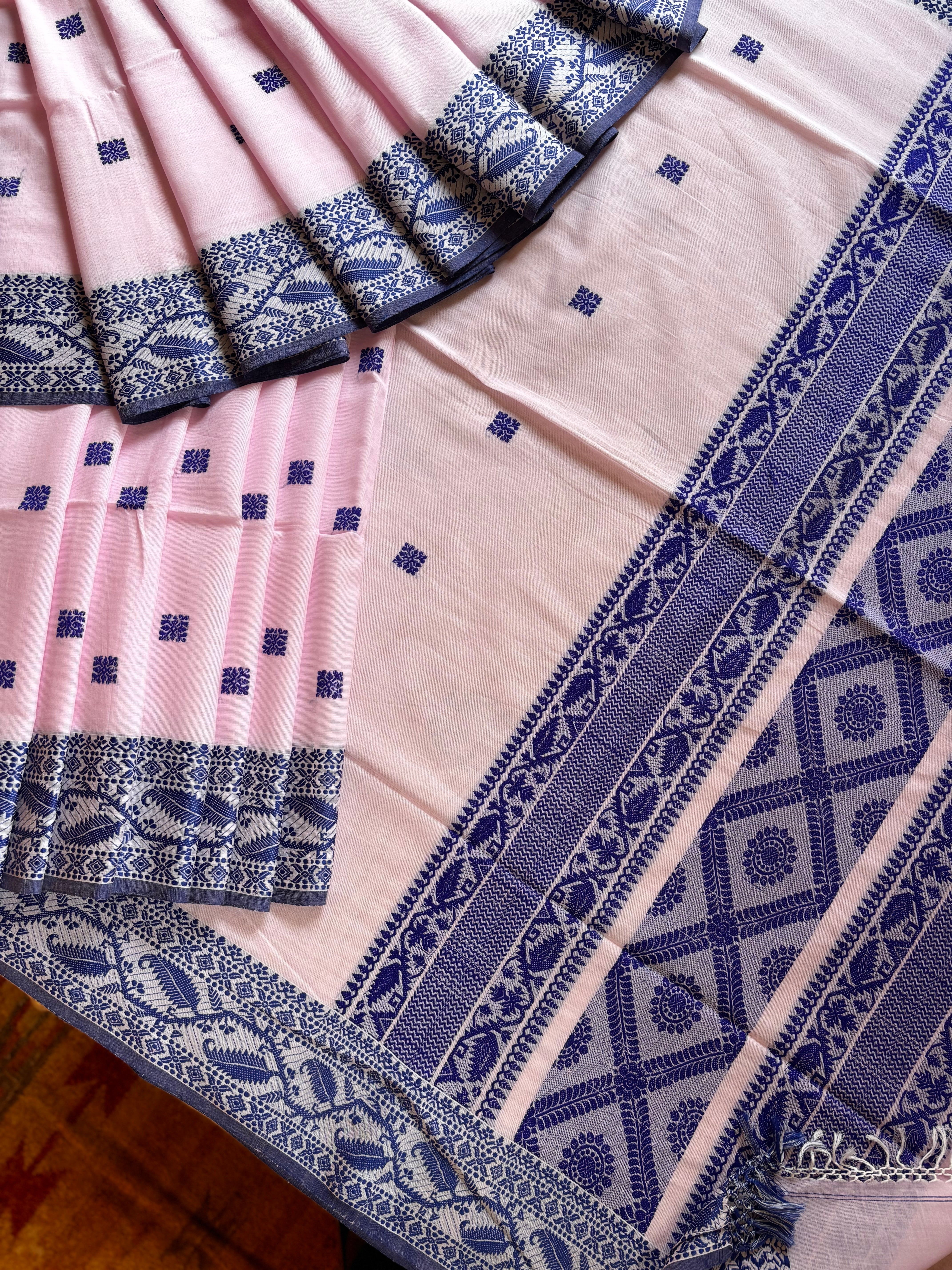 Handwoven Baby Pink Colour Phulia Cotton Saree