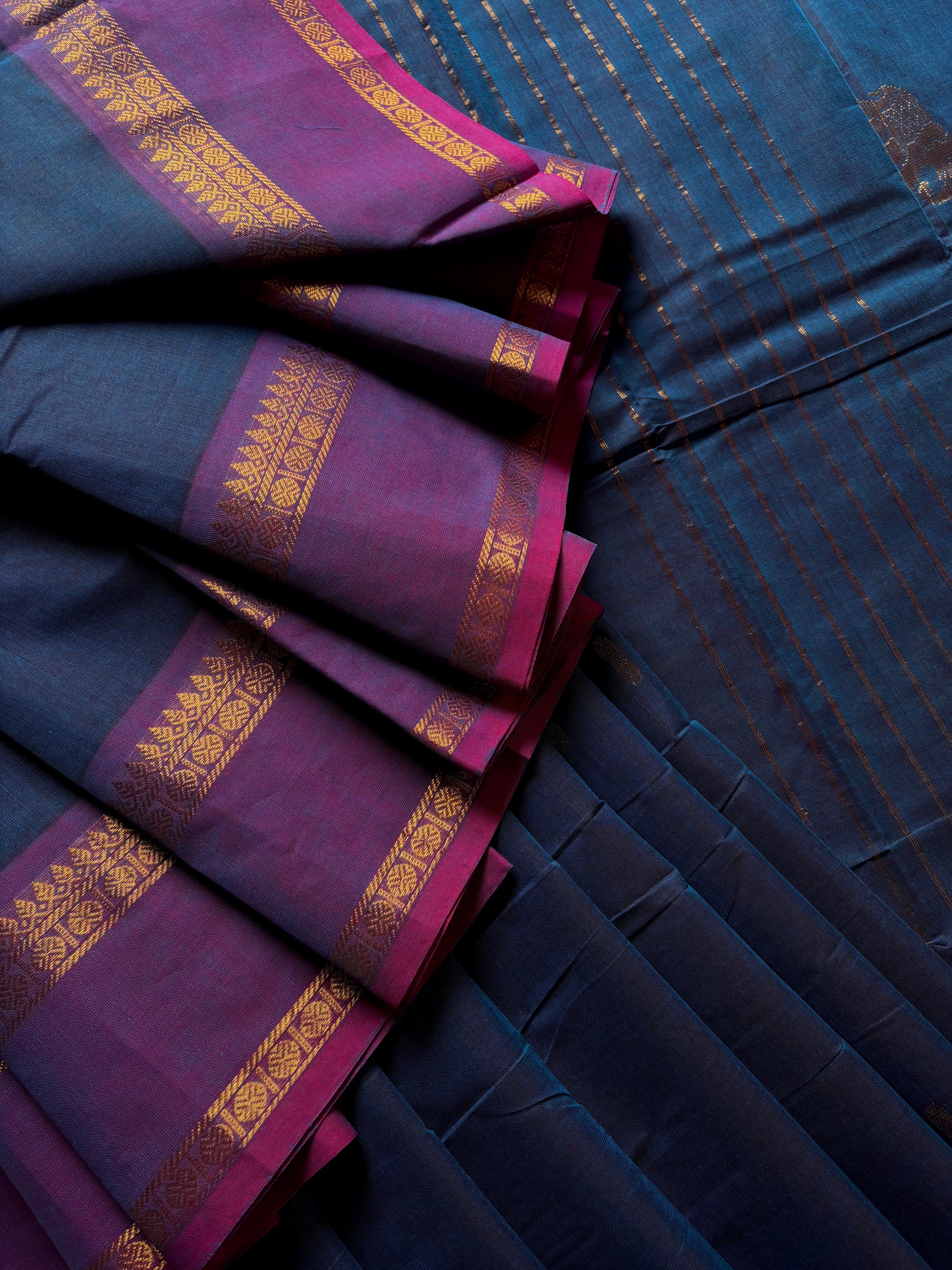 Handwoven Dual Toned Blue Colour Kanchipuram Cotton Saree