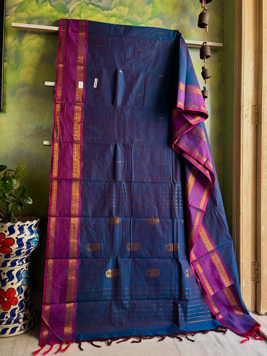 Handwoven Dual Toned Blue Colour Kanchipuram Cotton Saree