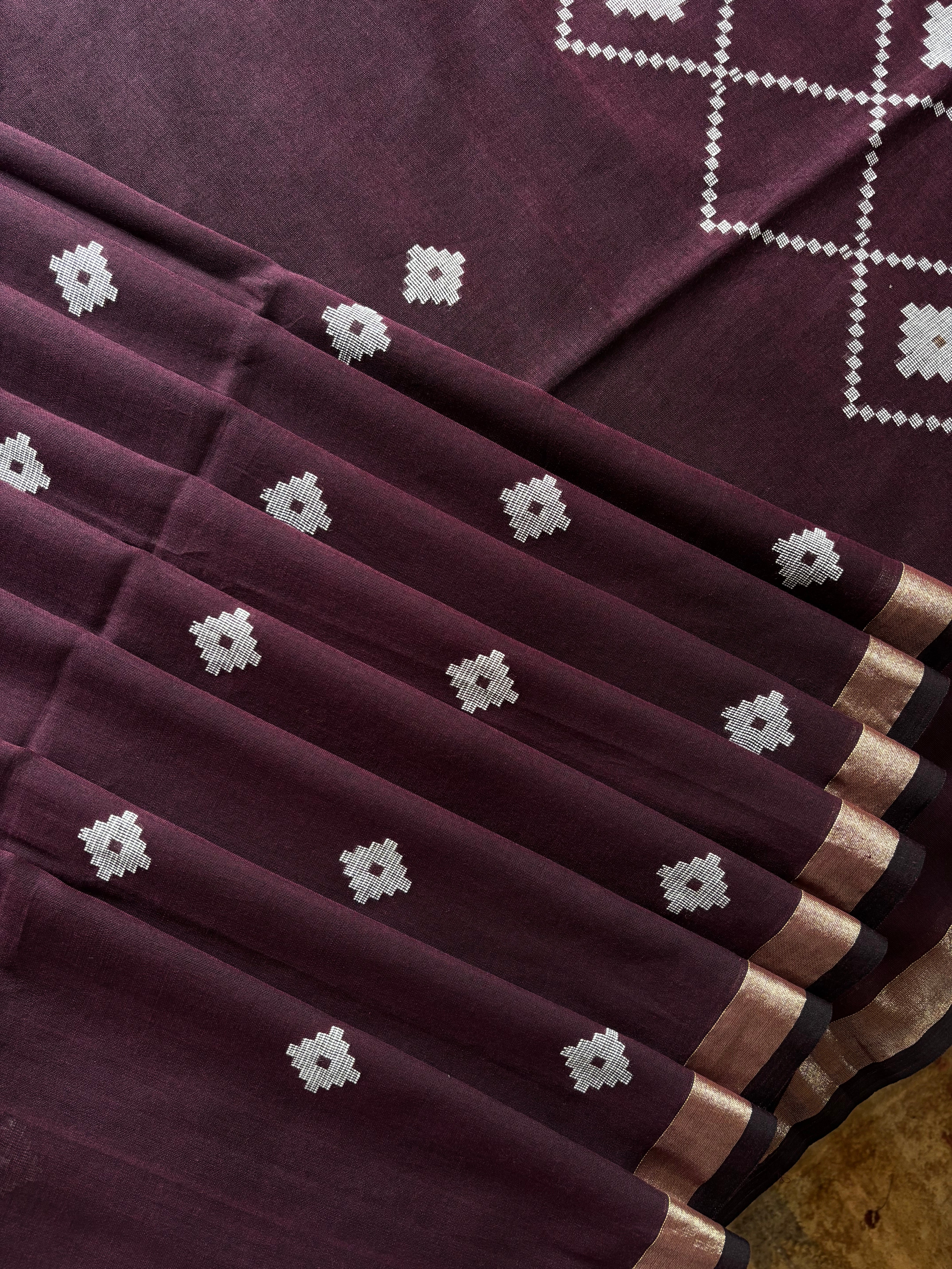 Handwoven Dark Plum Colour Cotton Jamdani Saree
