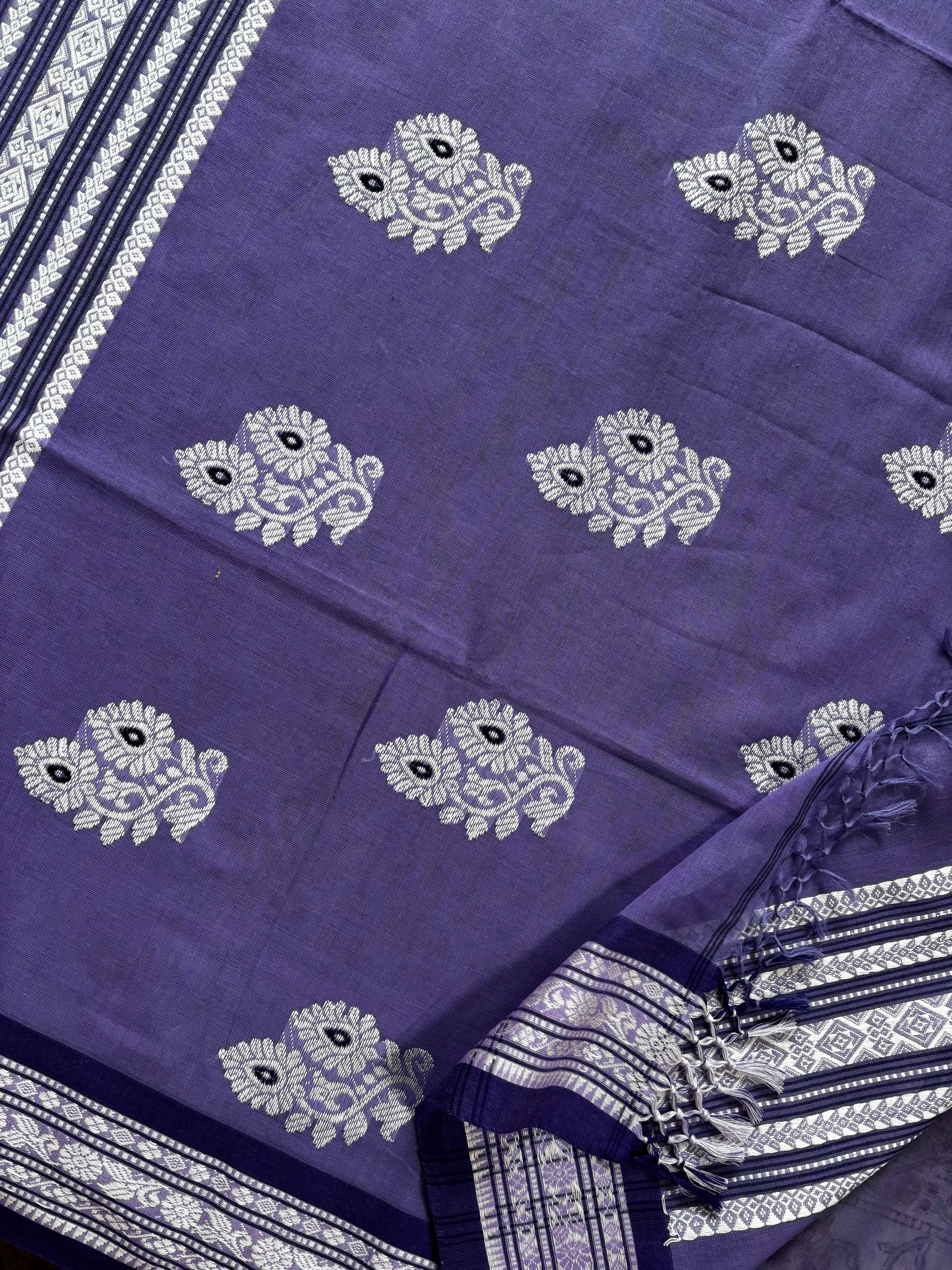 Handwoven Lavender Colour Phulia Cotton Saree