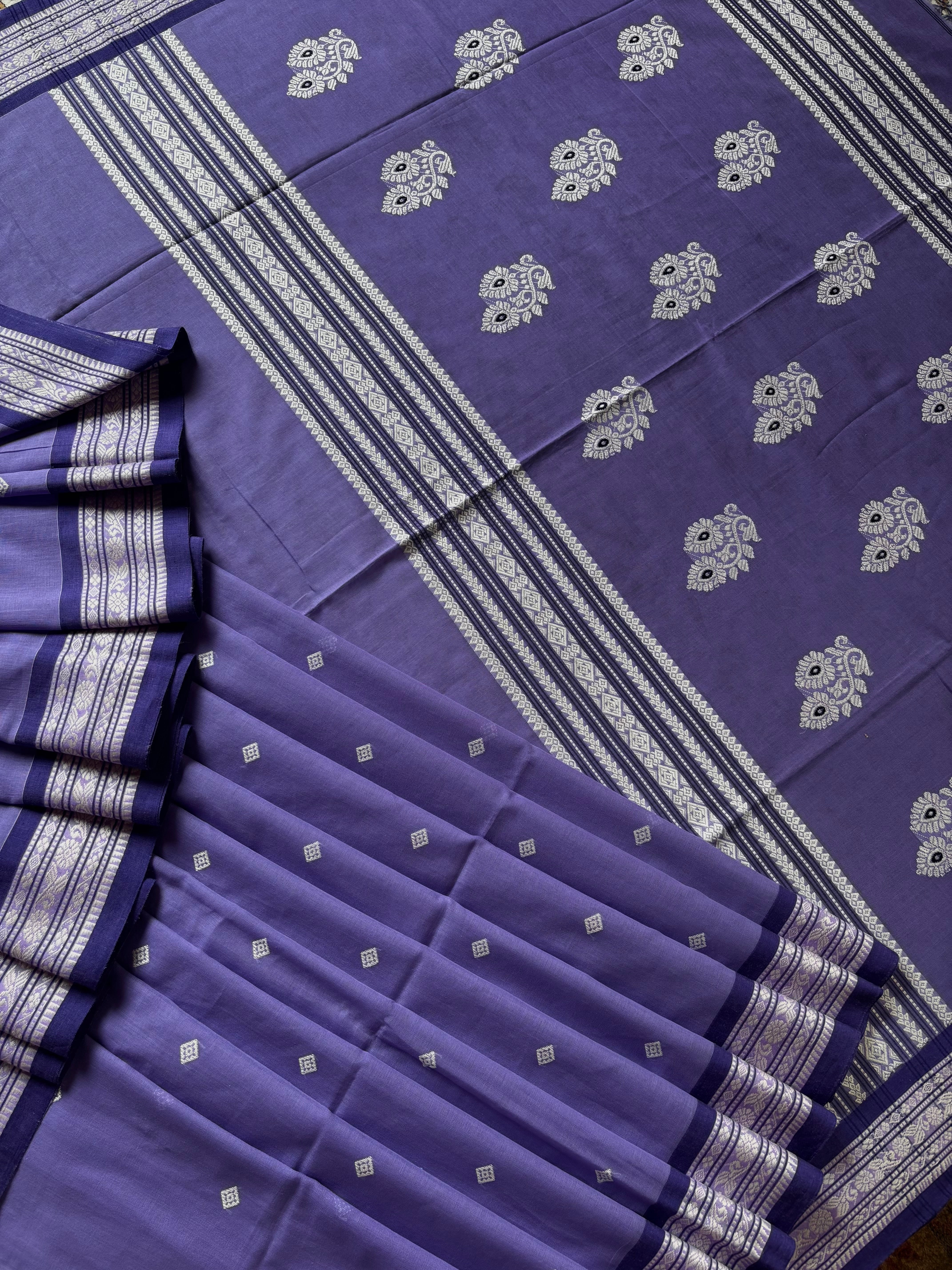Handwoven Lavender Colour Phulia Cotton Saree