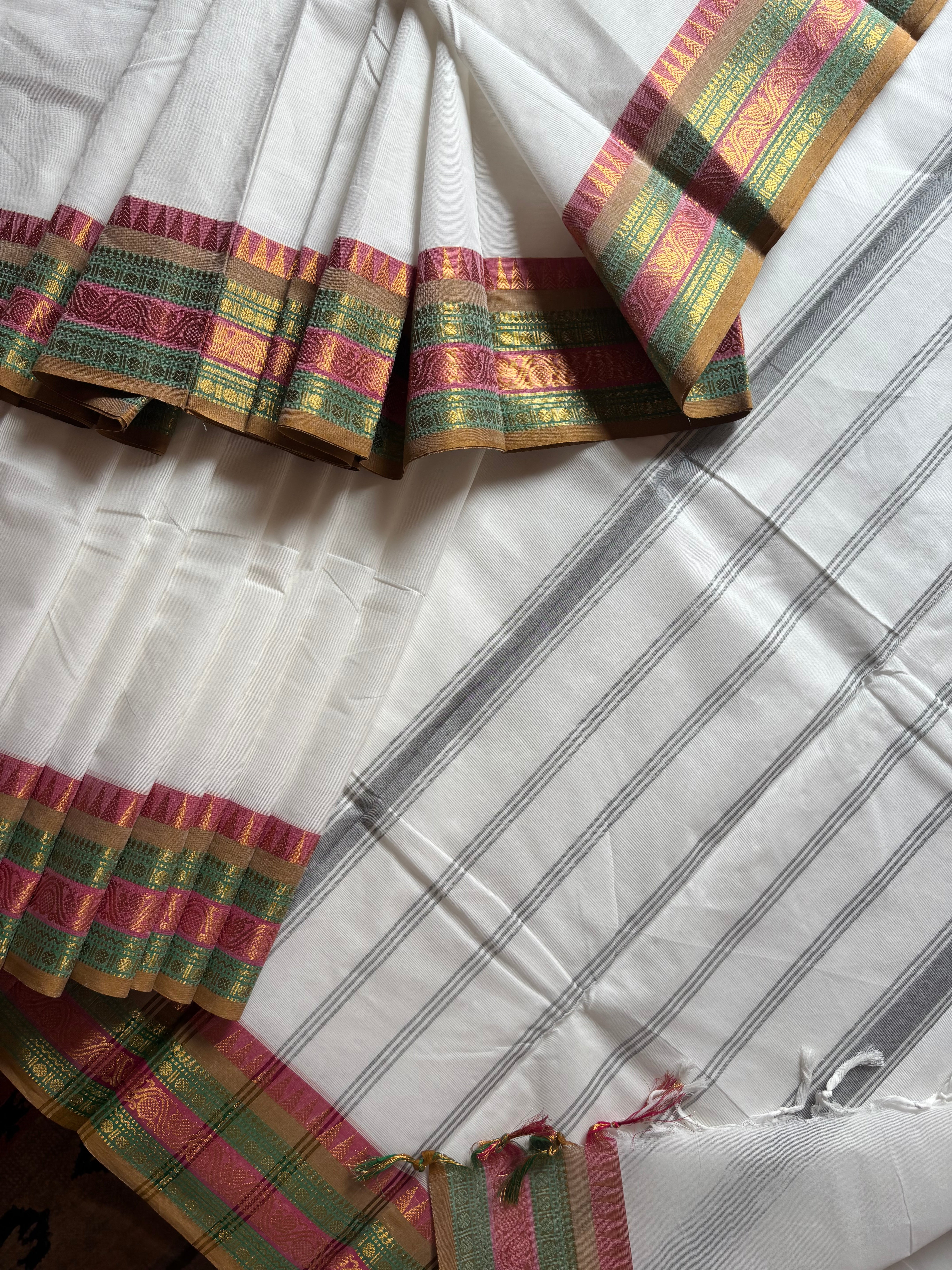 White colour Cotton Kanchipuram Saree
