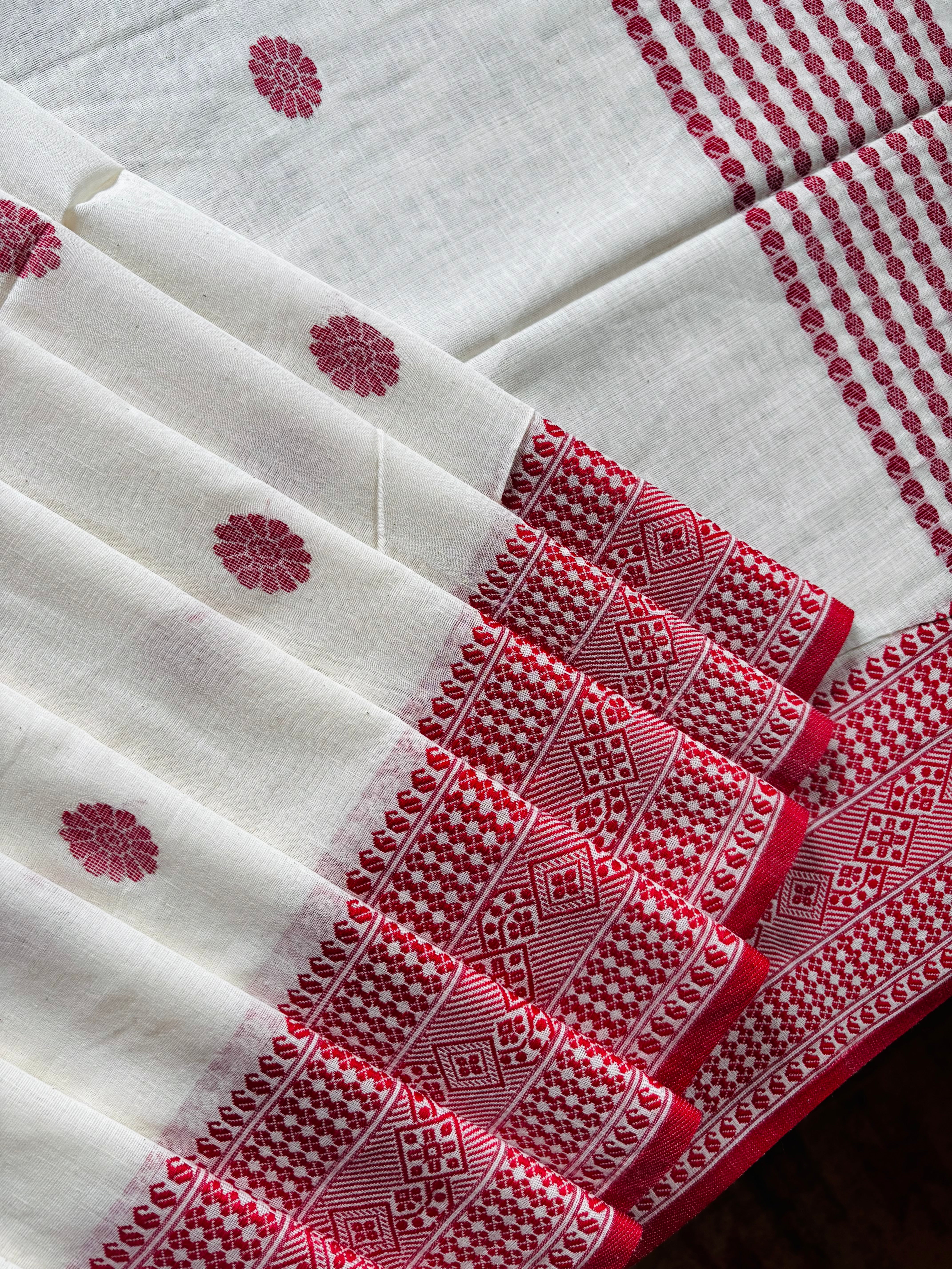 Handwoven Pearl White Red Phulia Cotton Saree