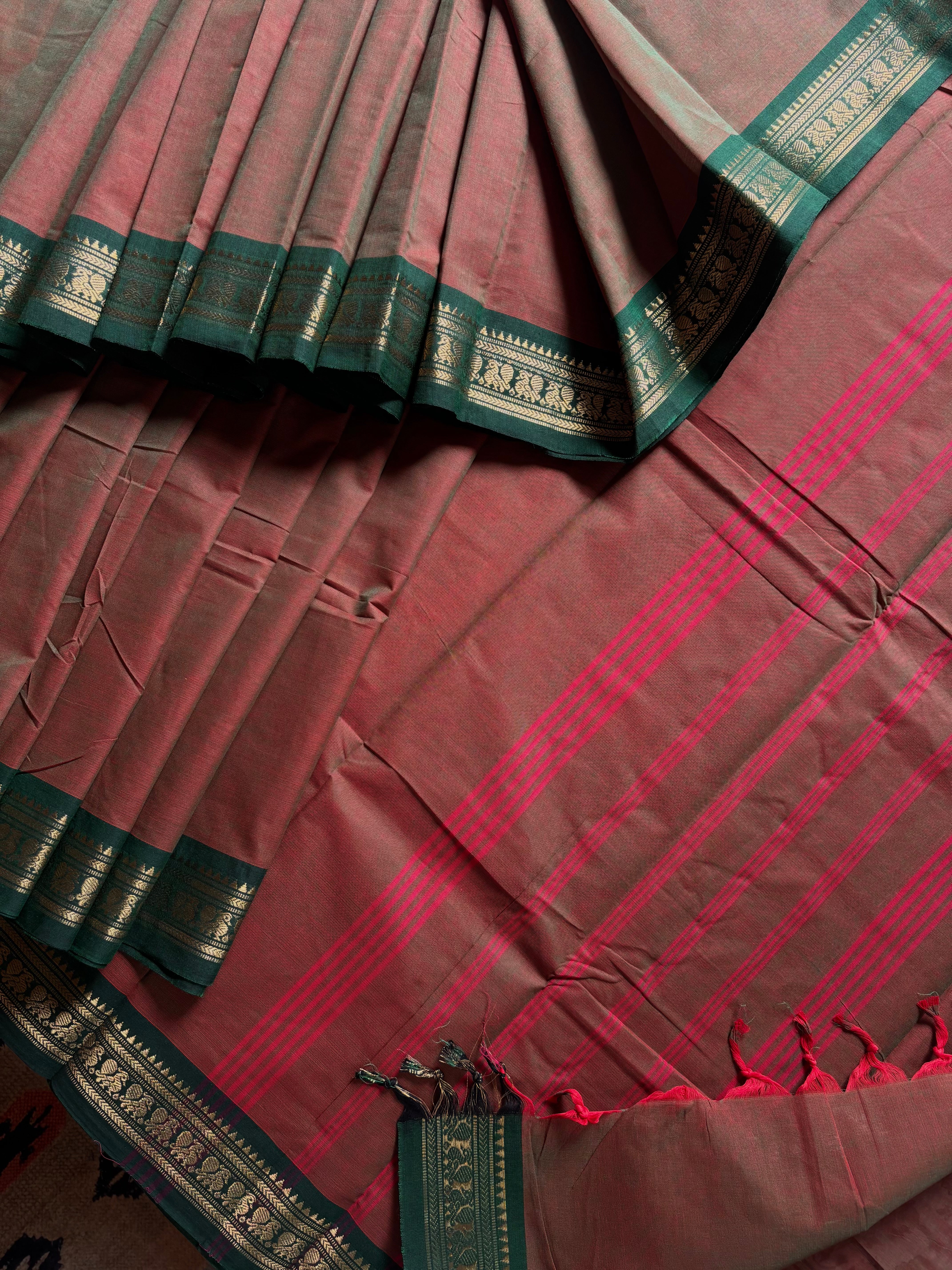 Pure Cotton Red Green Dual Toned Kanchipuram Saree