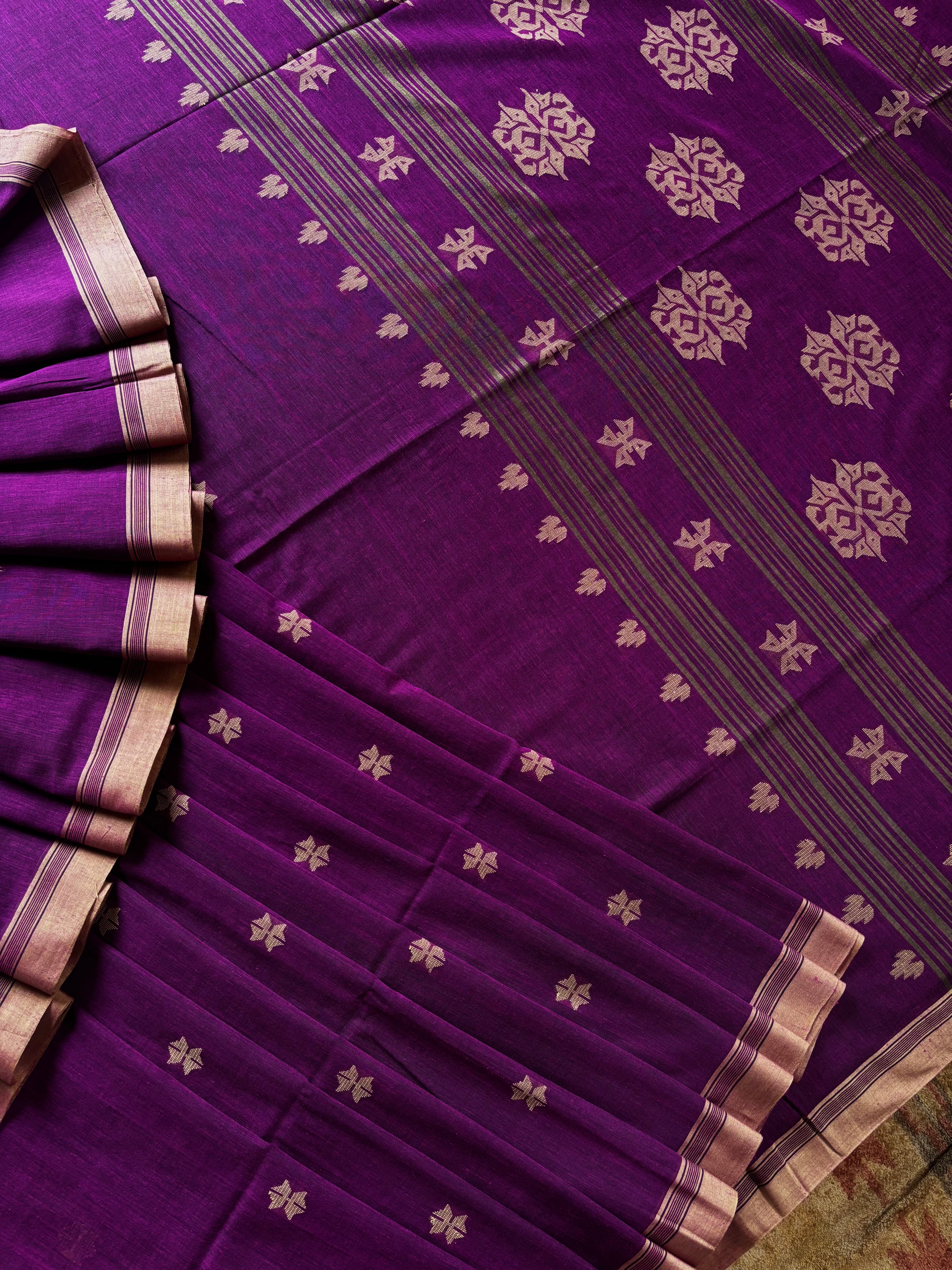 Handwoven Purple Colour Cotton Jamdani Saree