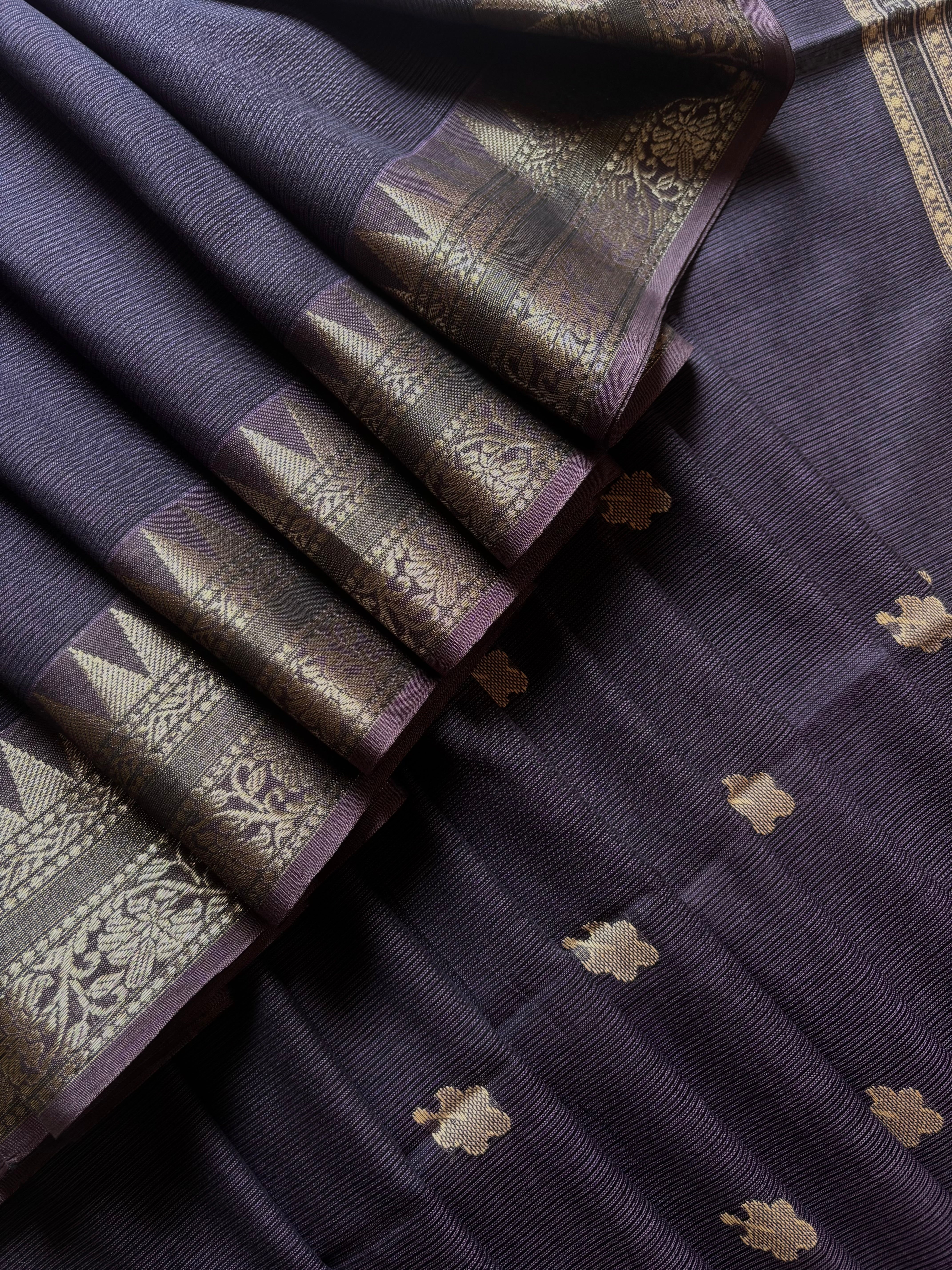 Handwoven Dusty Mauve Colour Phulia Cotton Saree