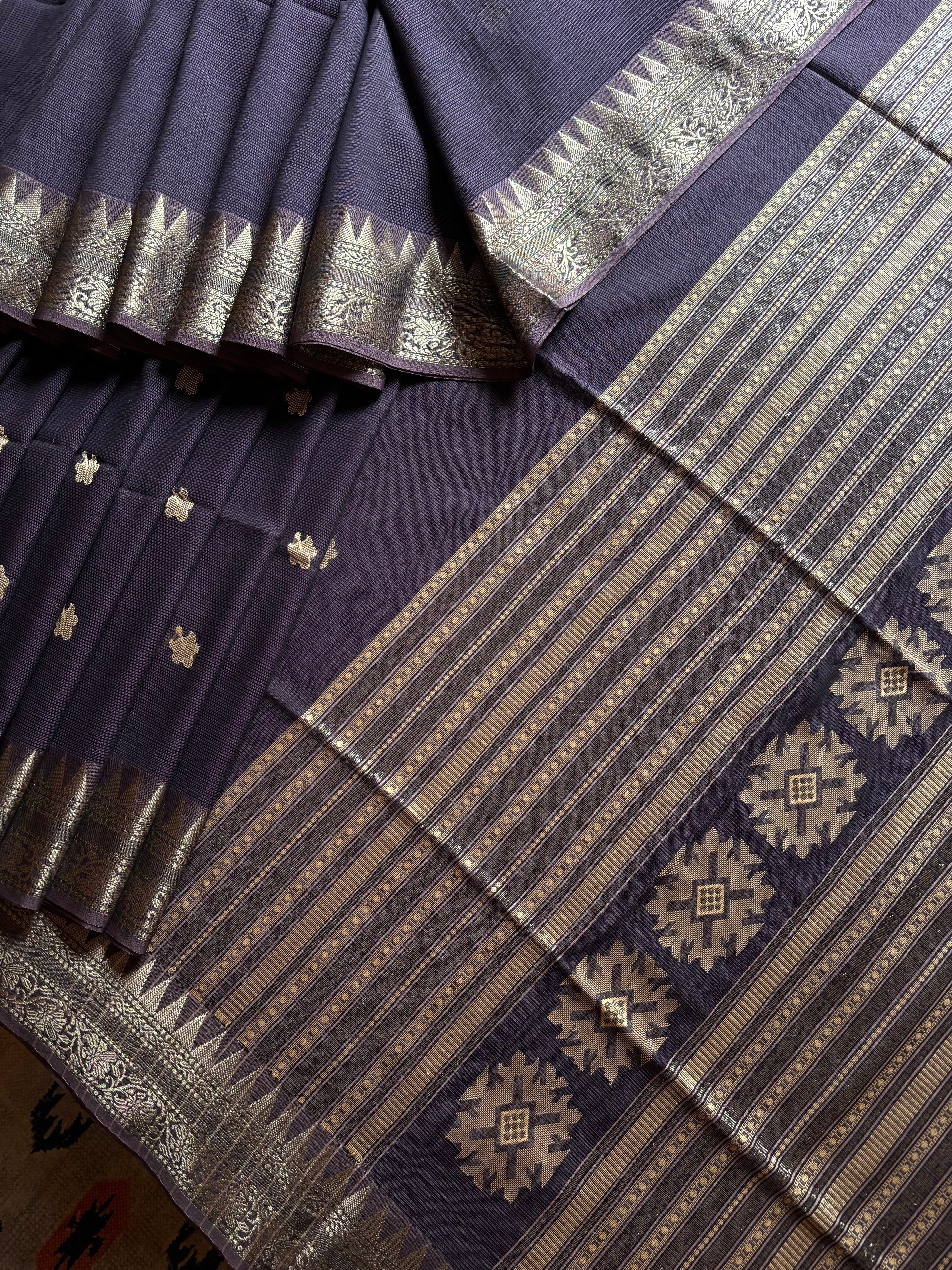 Handwoven Dusty Mauve Colour Phulia Cotton Saree
