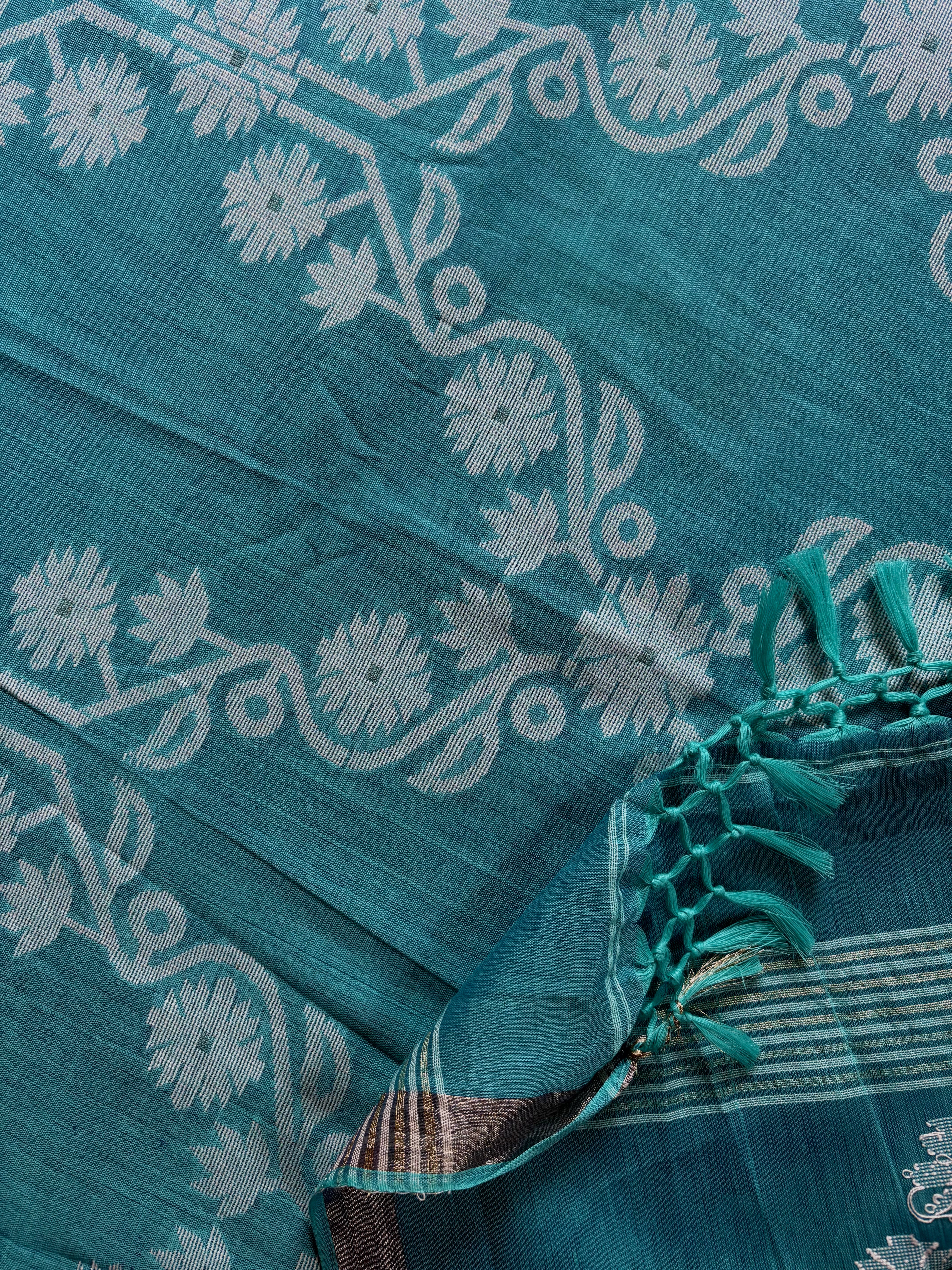 Handwoven Light Blue Pure Cotton Jamdani Saree