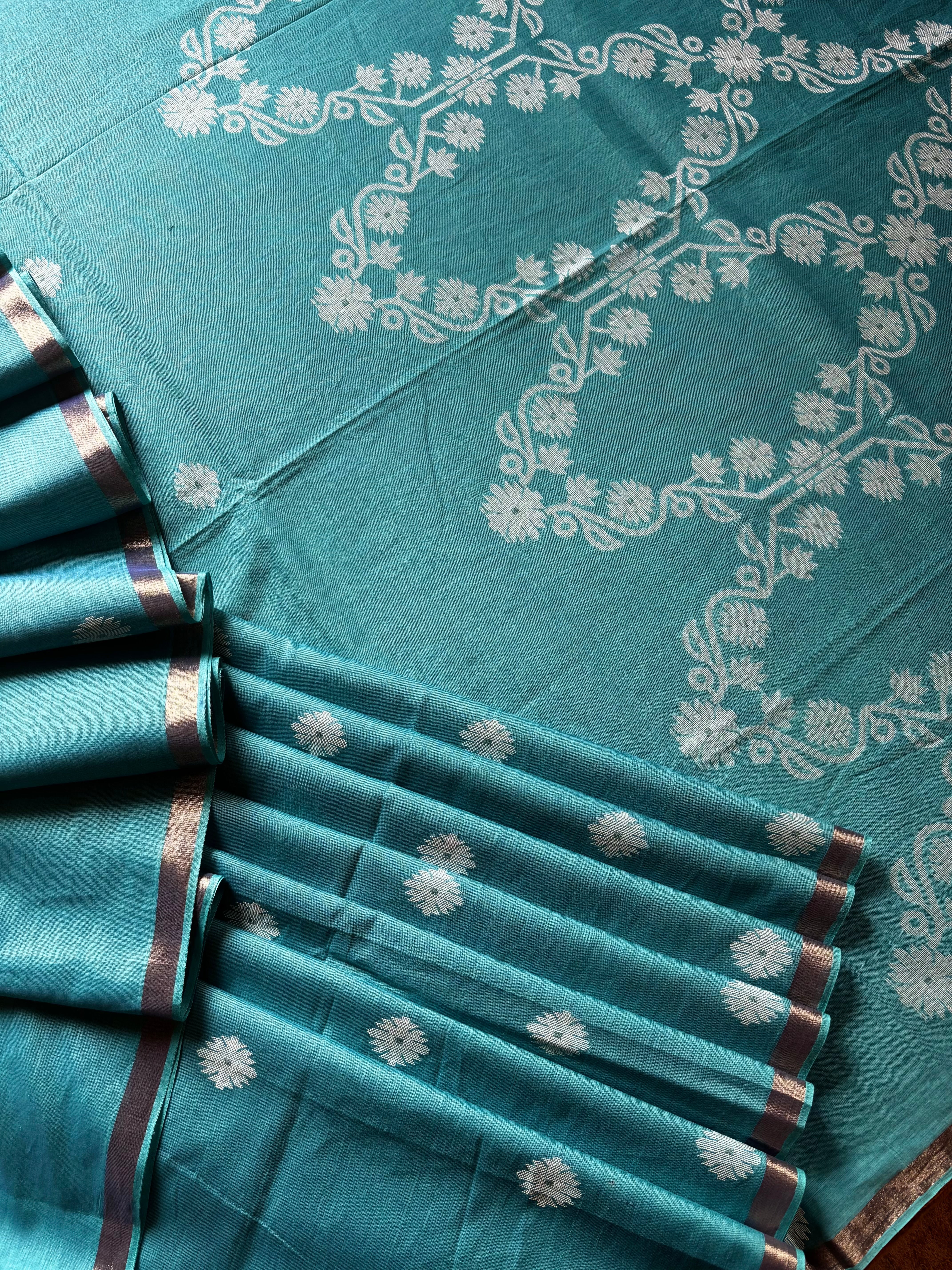 Handwoven Light Blue Pure Cotton Jamdani Saree