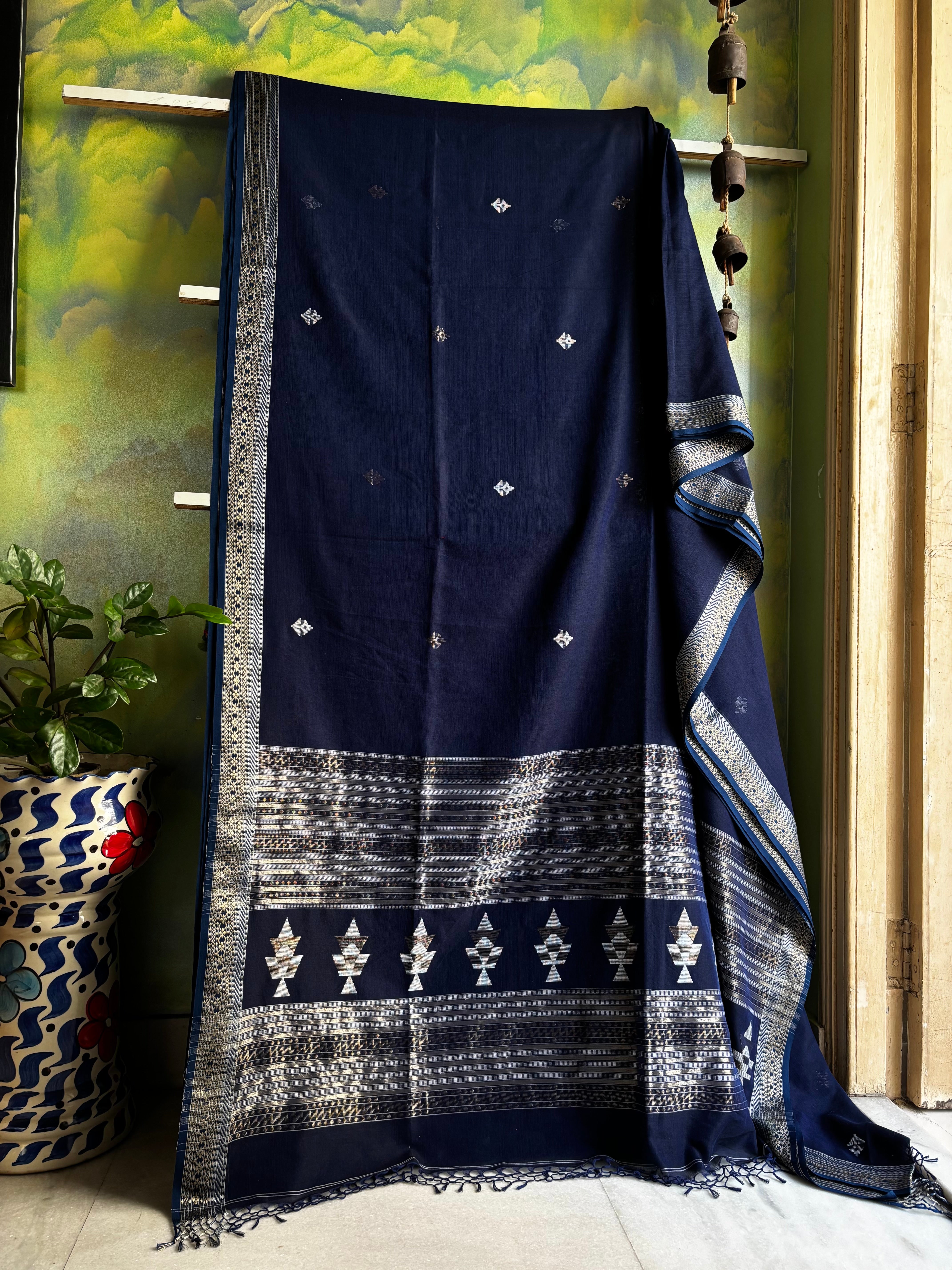Handwoven Navy Blue Colour Cotton Jamdani Saree