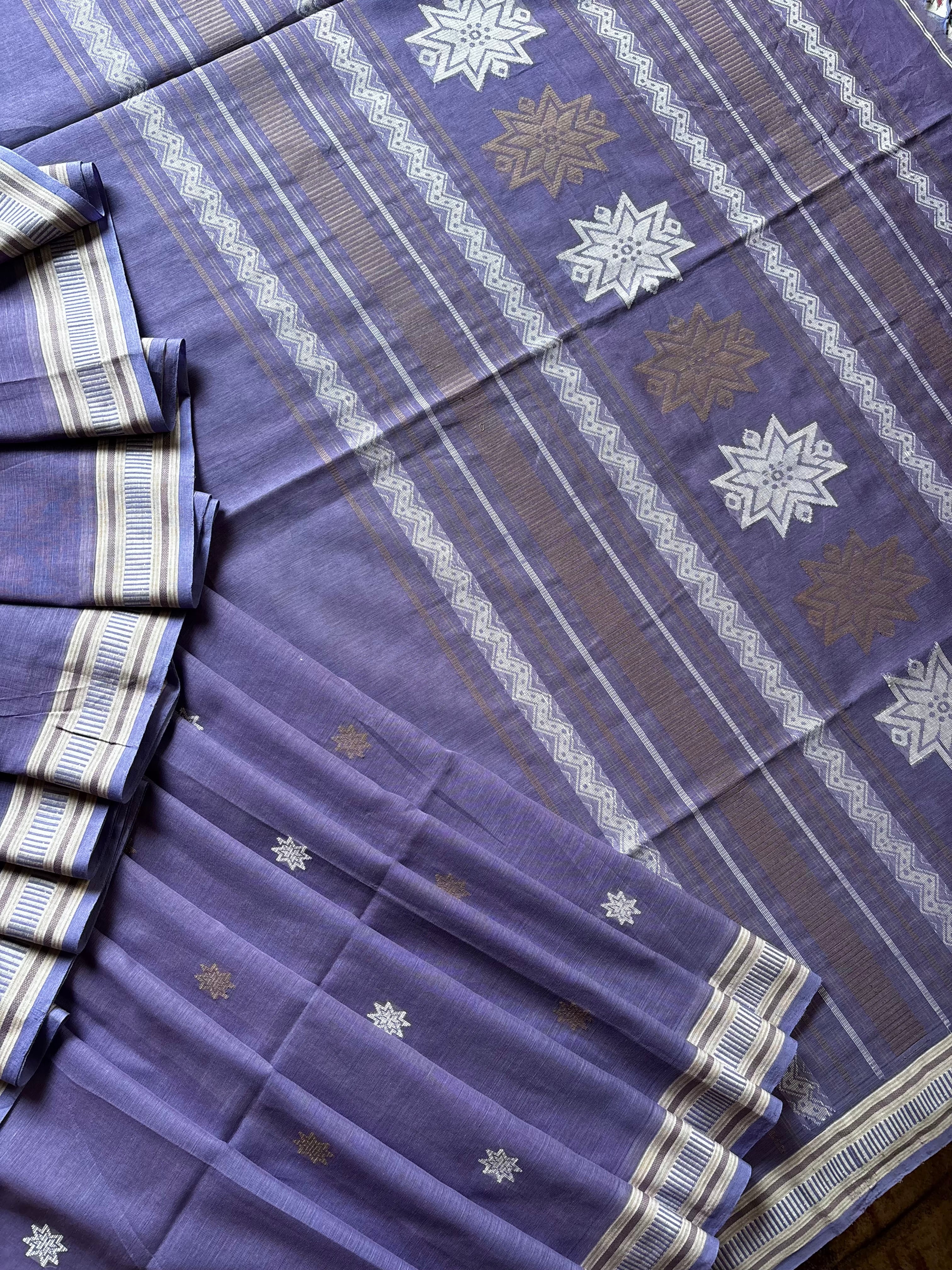 Handwoven Lavender Colour Cotton Jamdani Saree