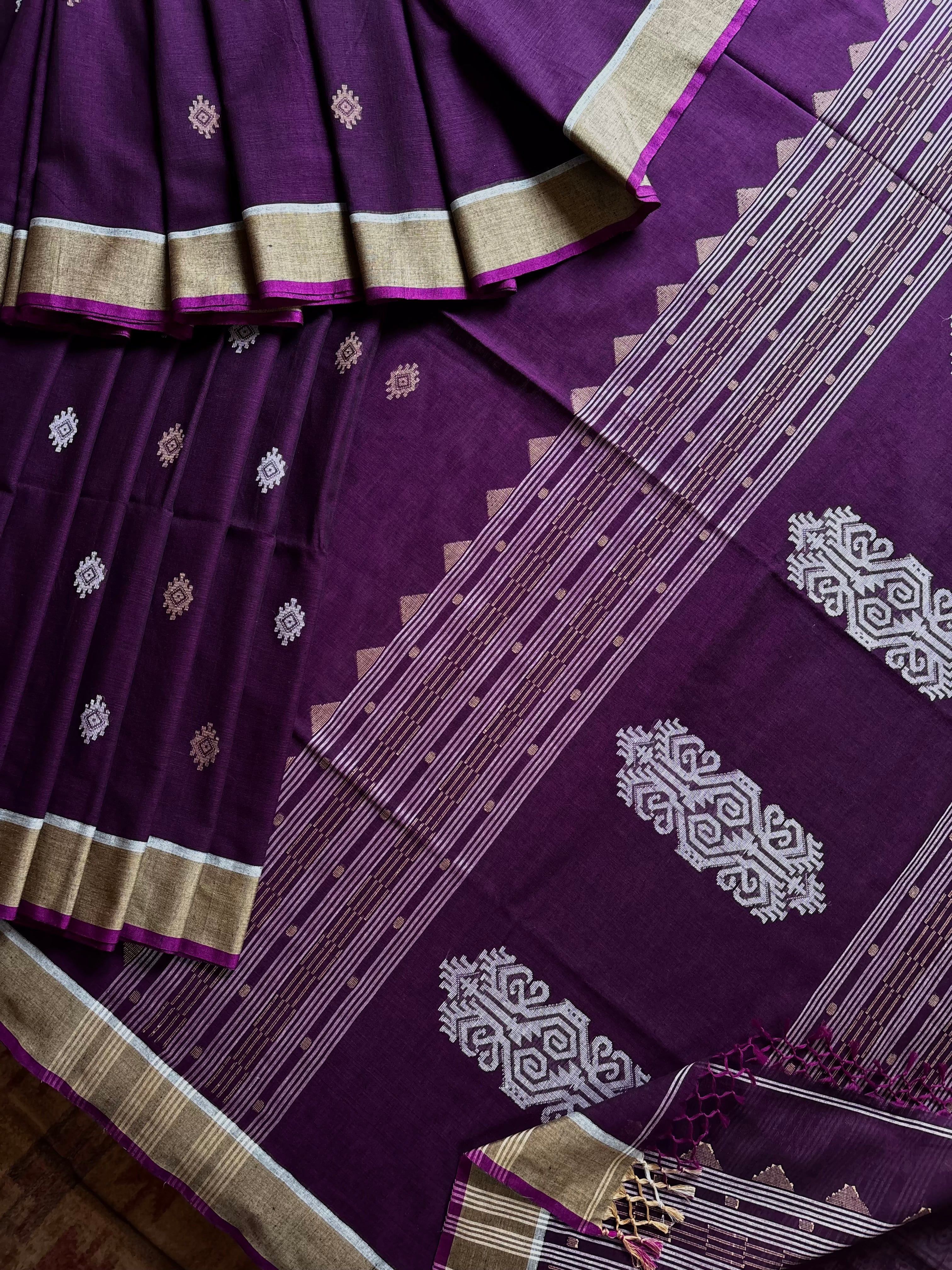 Handwoven Purple Colour Cotton Jamdani Saree