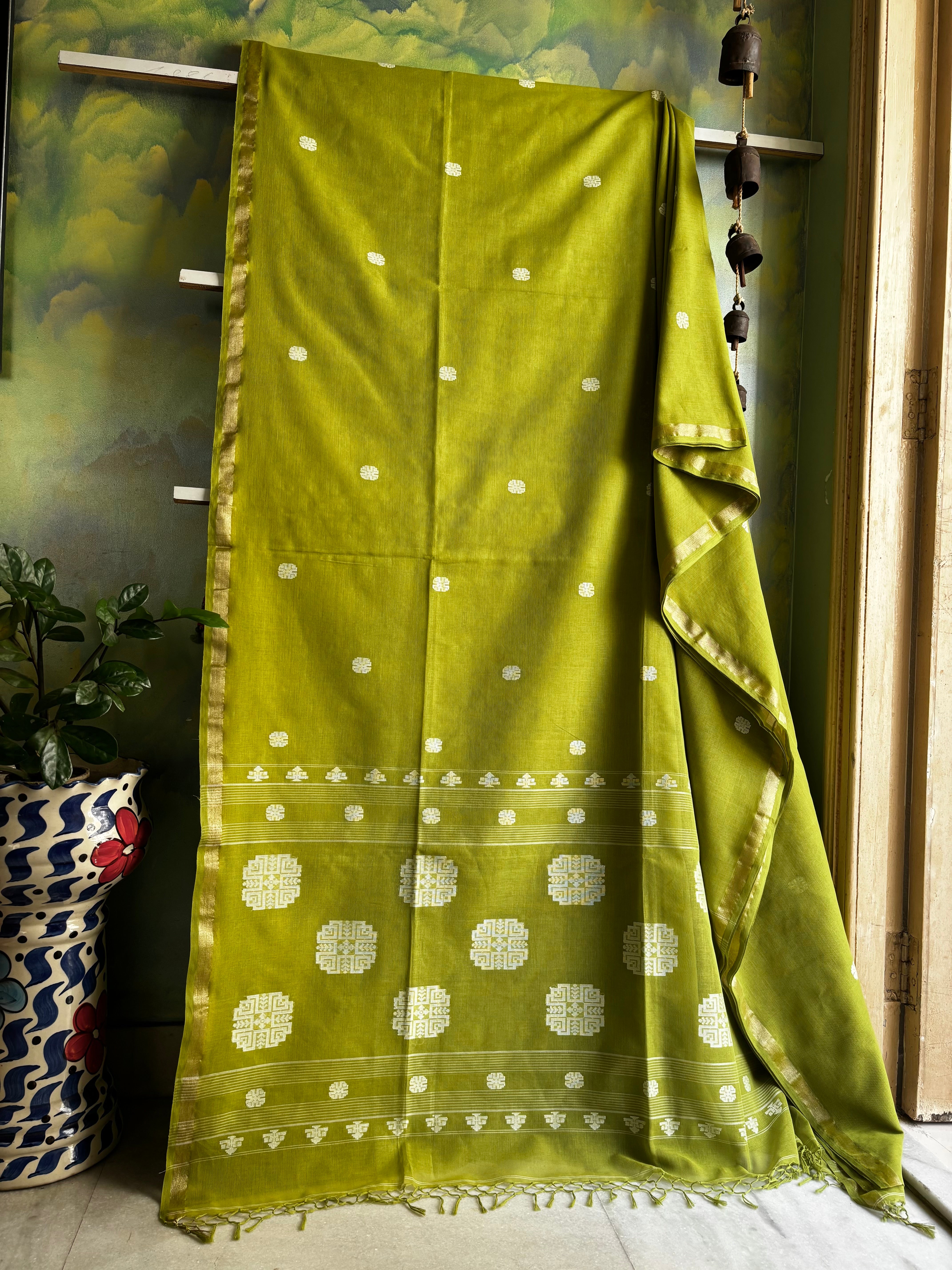 Handwoven Green Colour Cotton Jamdani Saree