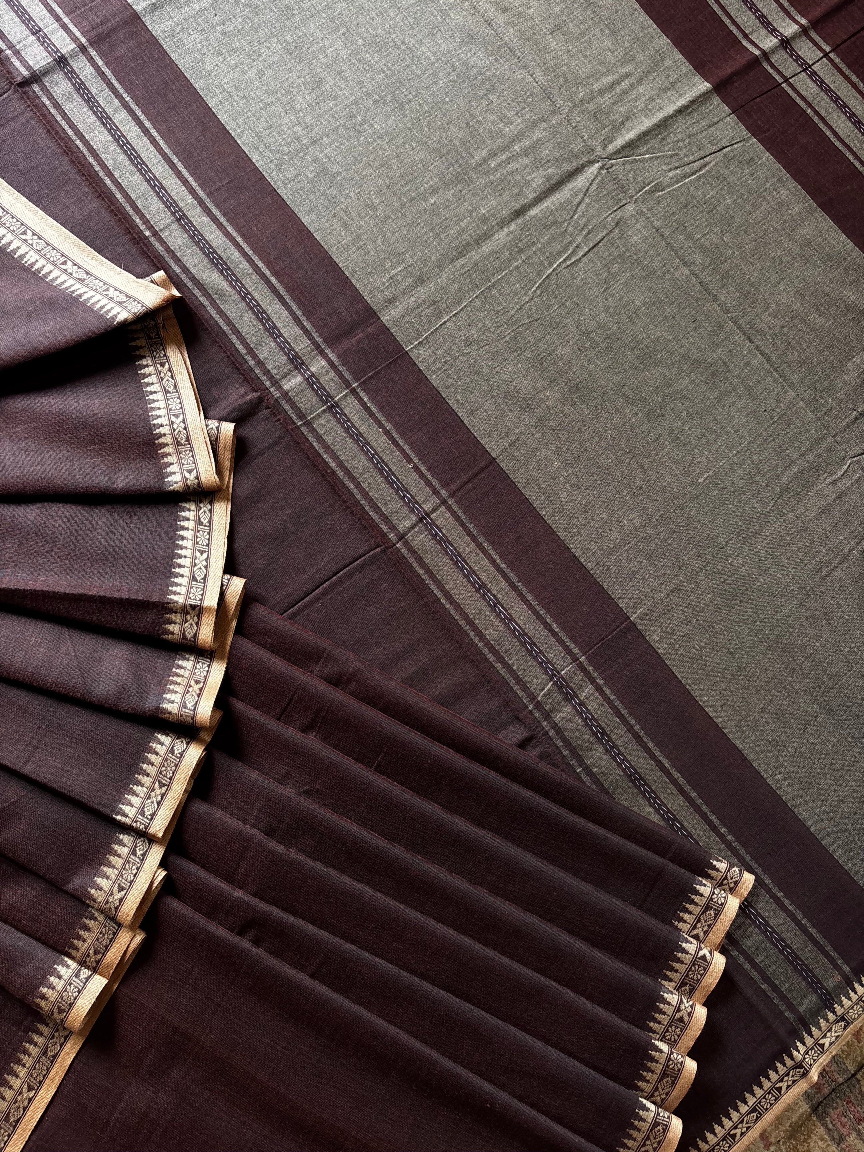 Handwoven Dark Brown Colour Cotton Dhonekhali Saree