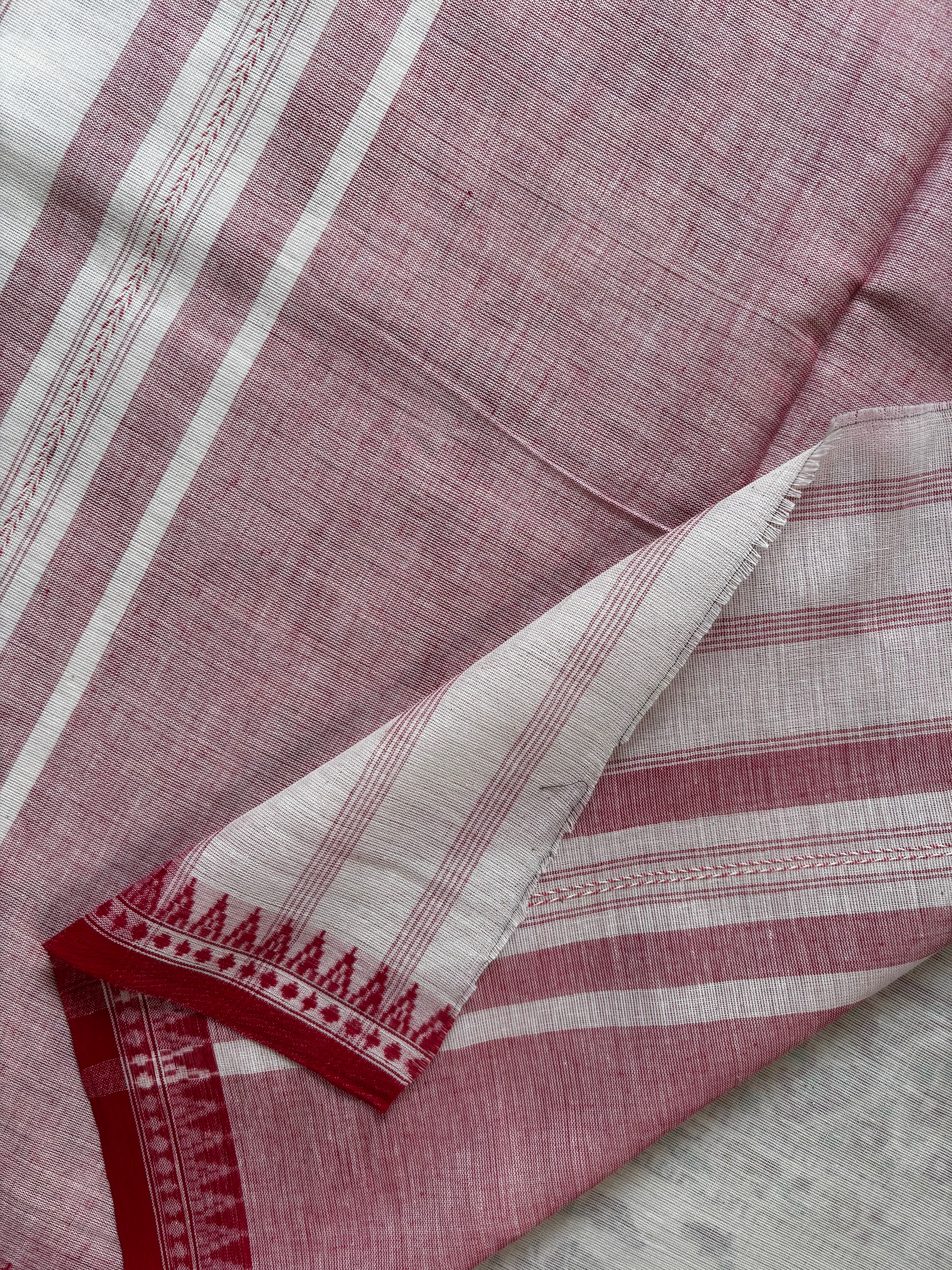 Handwoven Offwhite Colour Cotton Dhonekhali Saree