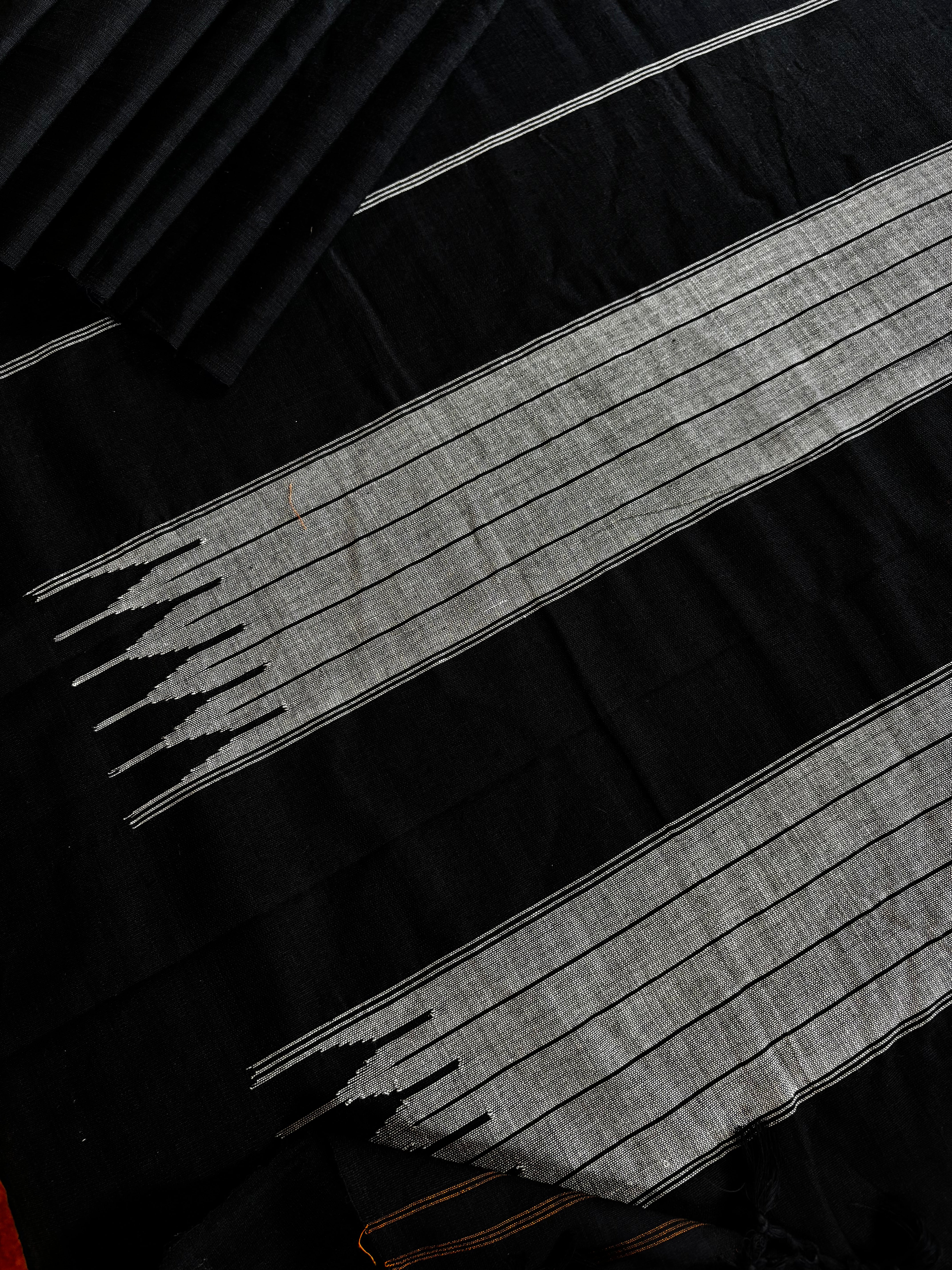 Handwoven Black Cotton Ilkal Saree