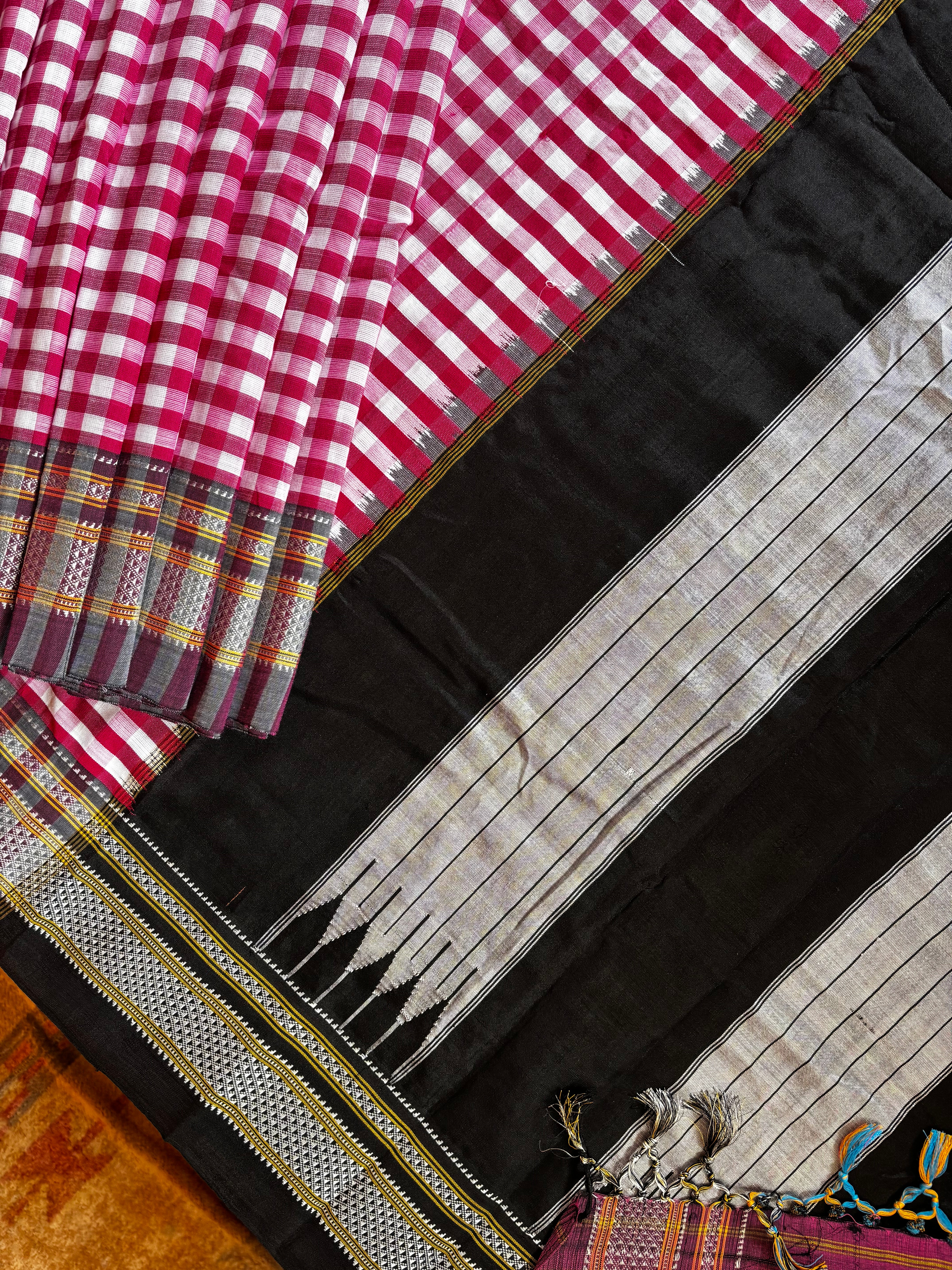 Handwoven Pink Colour Cotton Ilkal Saree