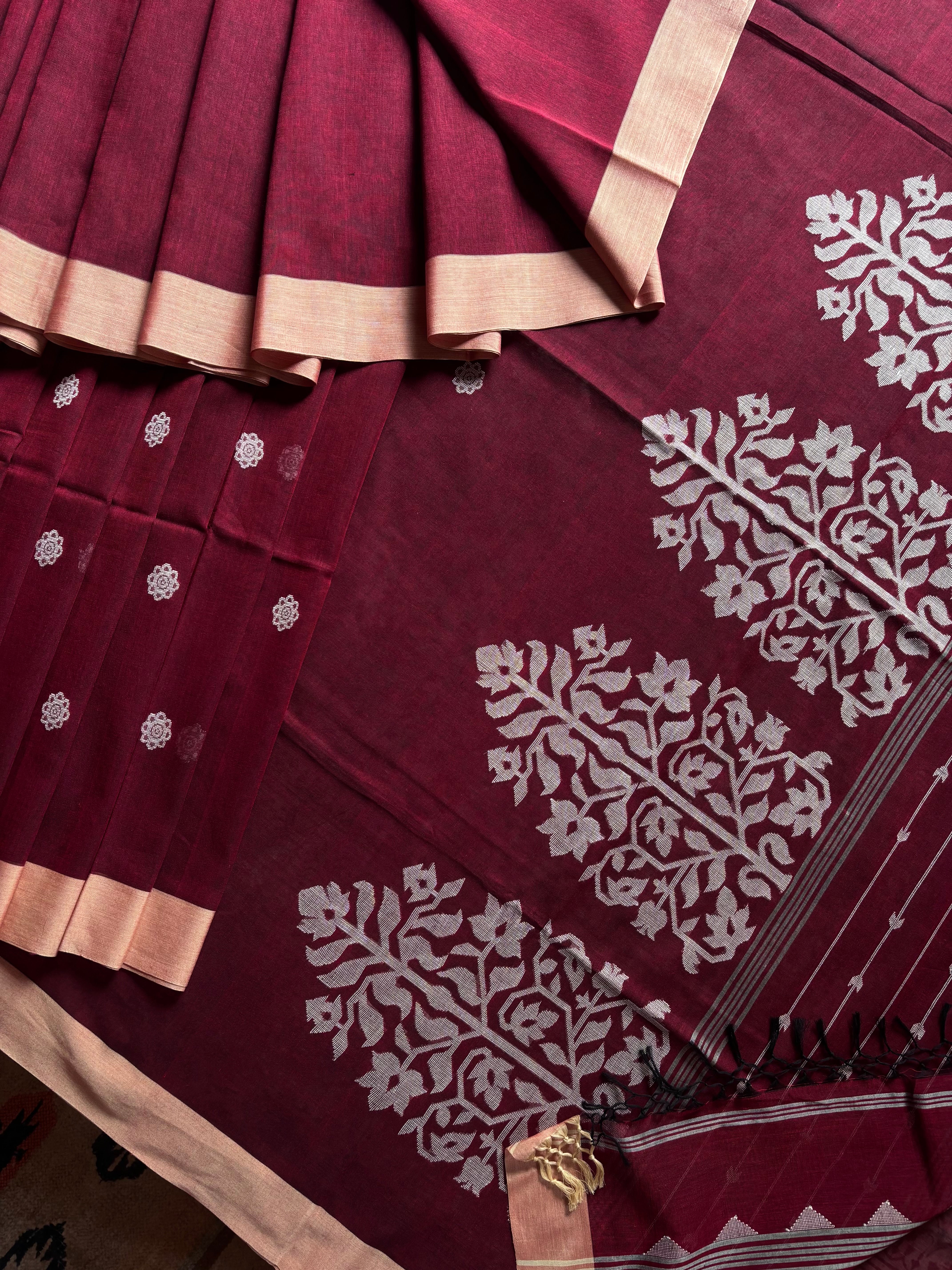 Handwoven Maroon Colour Cotton Jamdani Saree