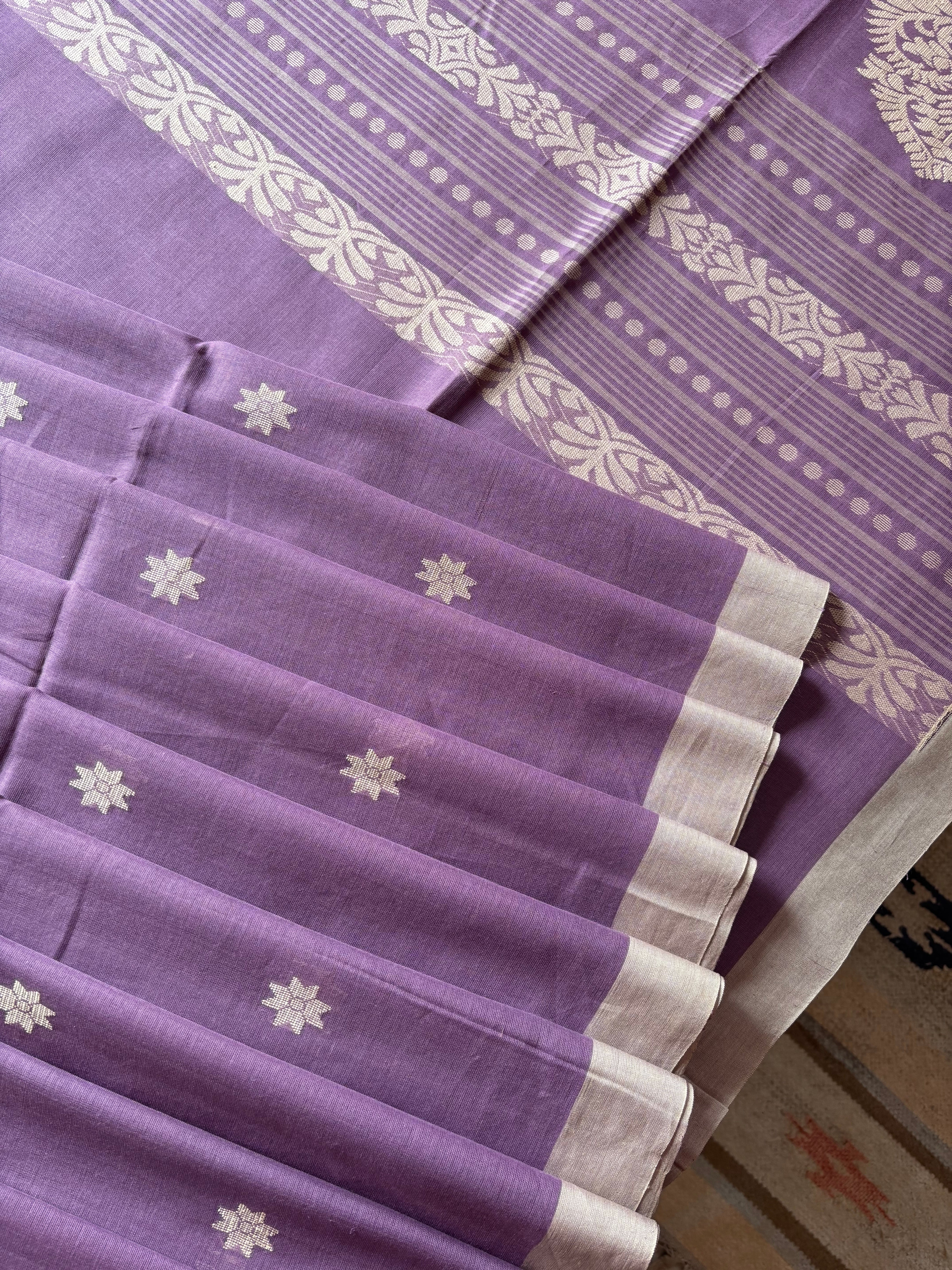 Handwoven Lavender Colour Cotton Jamdani Saree
