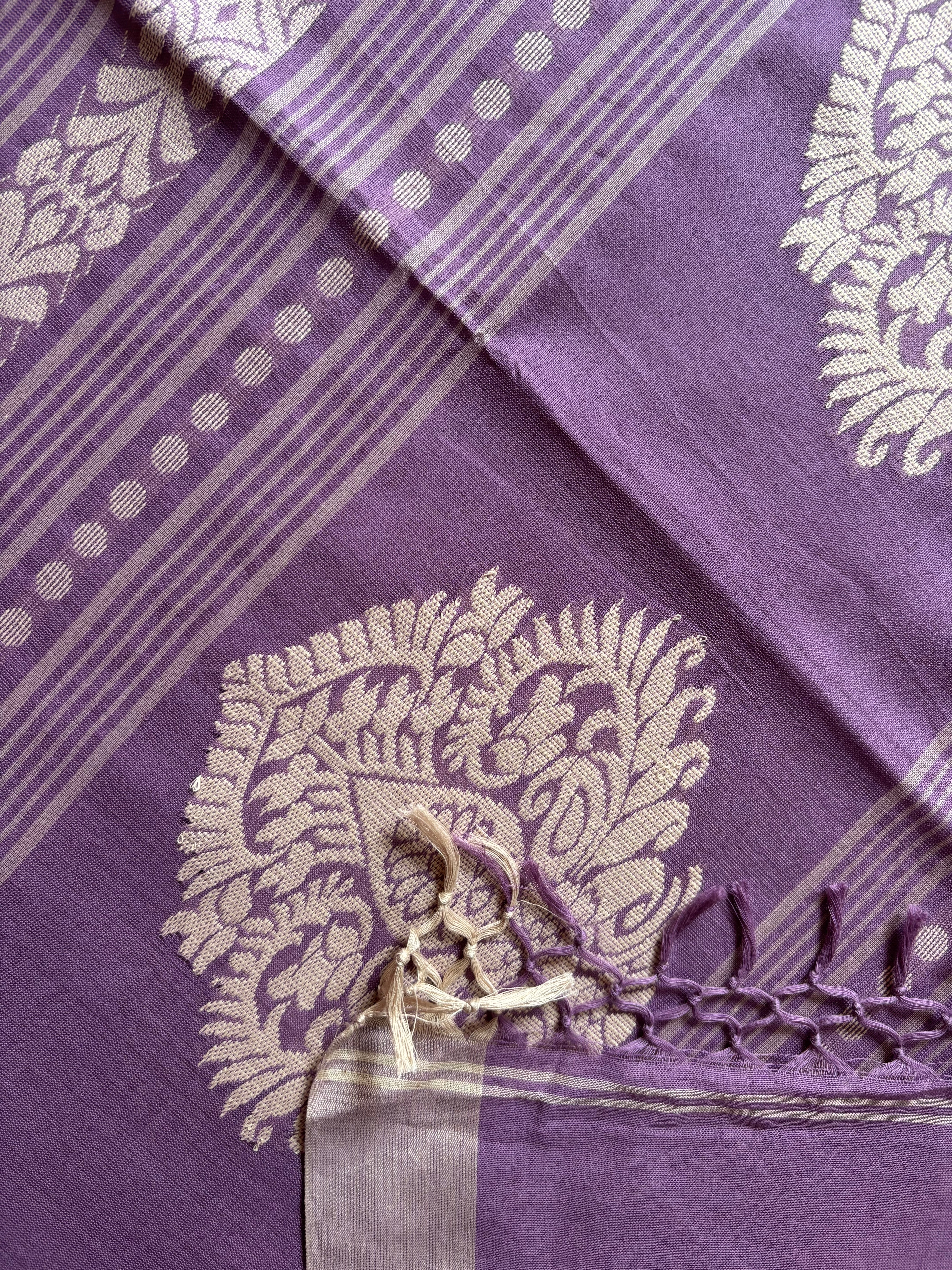 Handwoven Lavender Colour Cotton Jamdani Saree