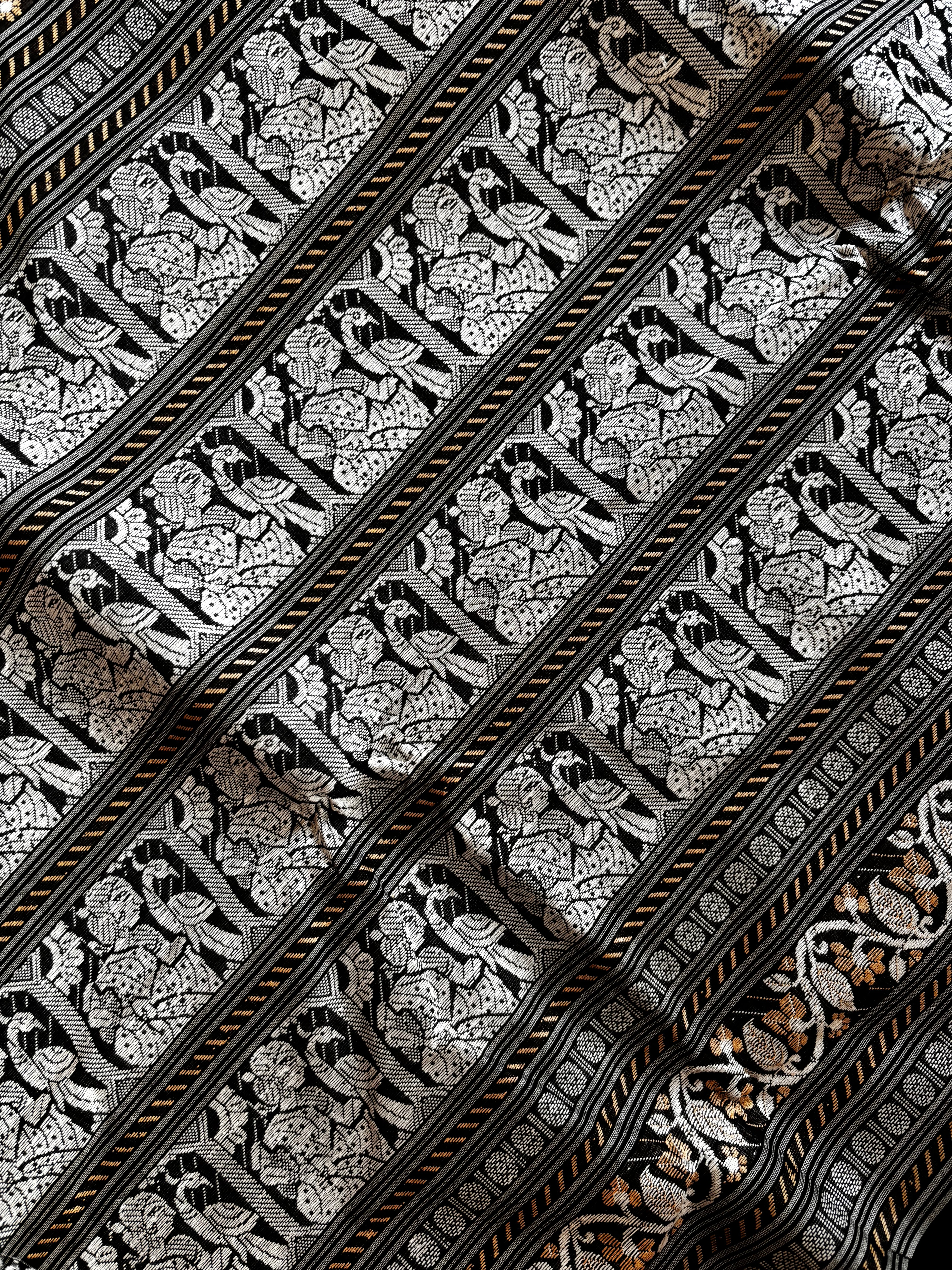 Handwoven Black White Cotton Baluchari Saree
