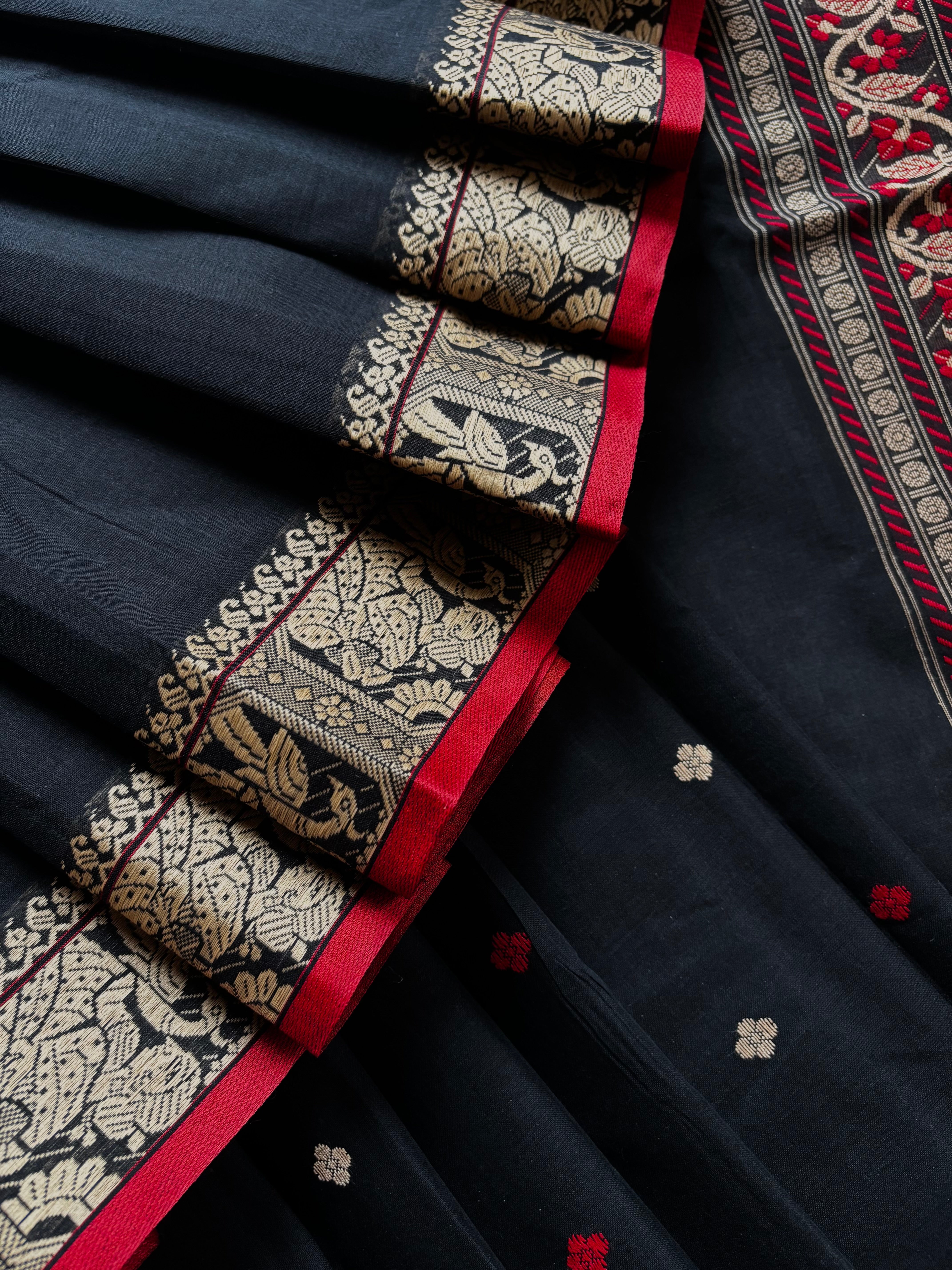 Handwoven Black Colour Cotton Baluchari Saree