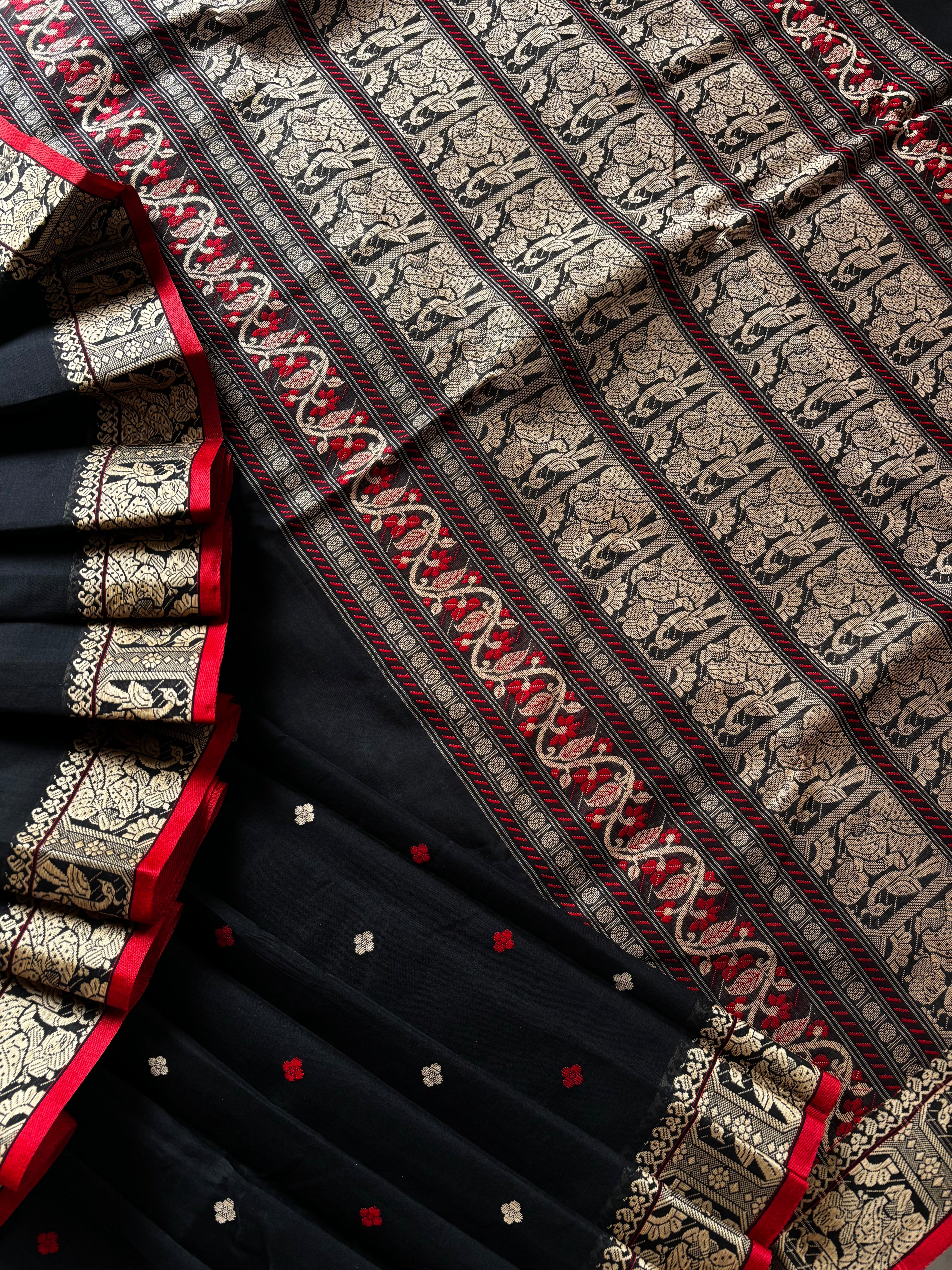 Handwoven Black Colour Cotton Baluchari Saree