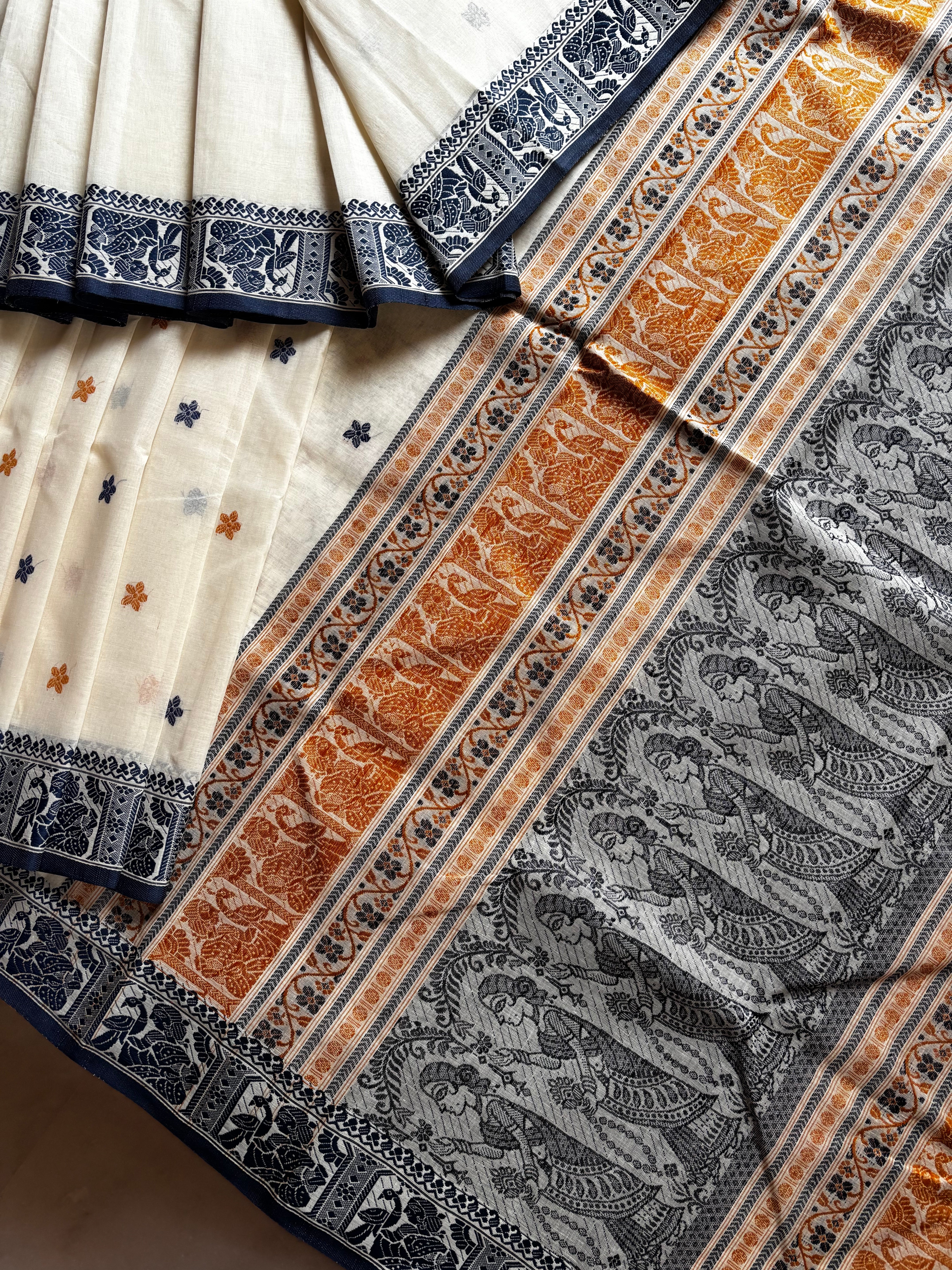 Handwoven Offwhite Colour Cotton Baluchari Saree